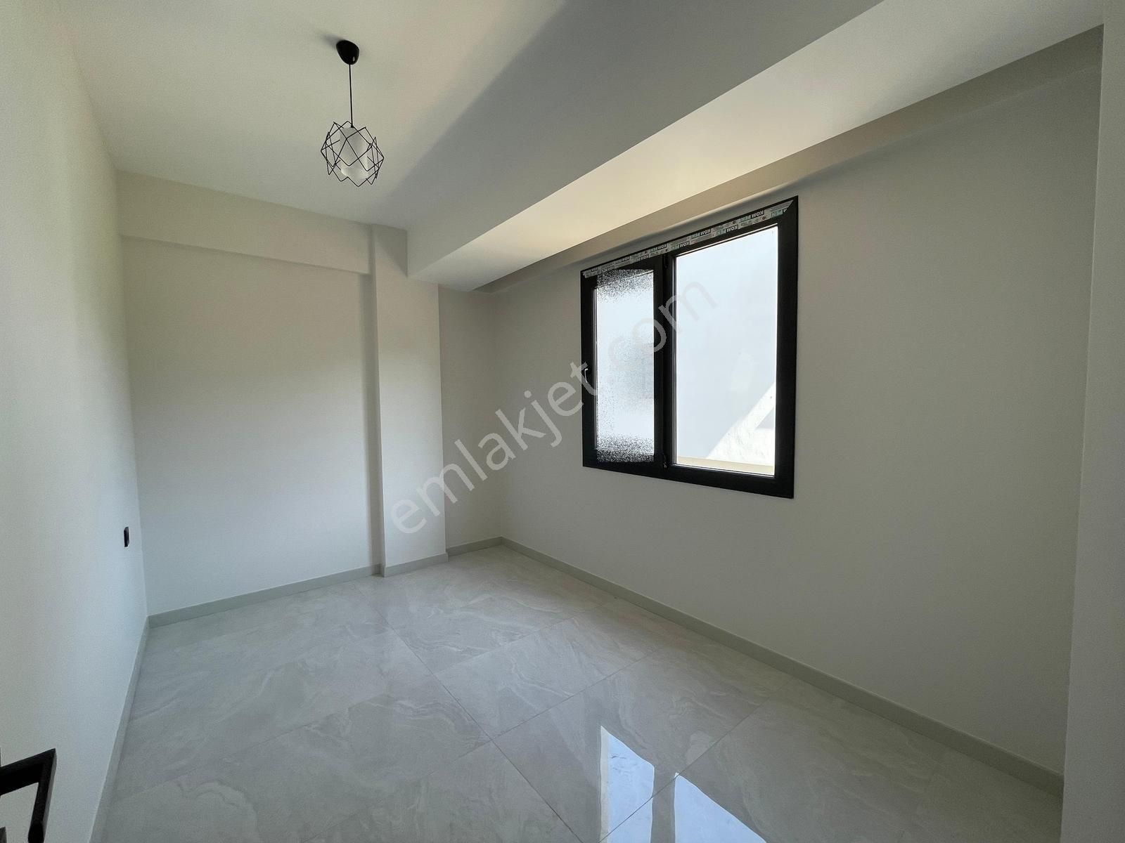 Yukarı Şemiklerde 3+1 Ön Cephe Daire-ebeveyn Banyolu Sıfır Bina - Görsel 8