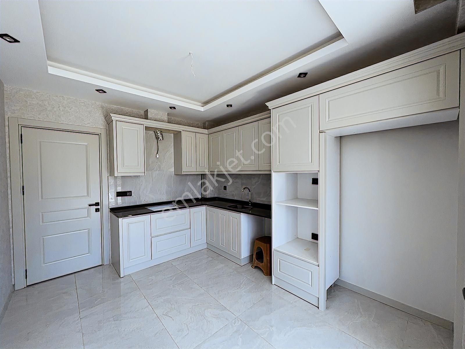 Yukarı Şemiklerde 3+1 Ön Cephe Daire-ebeveyn Banyolu Sıfır Bina - Görsel 11