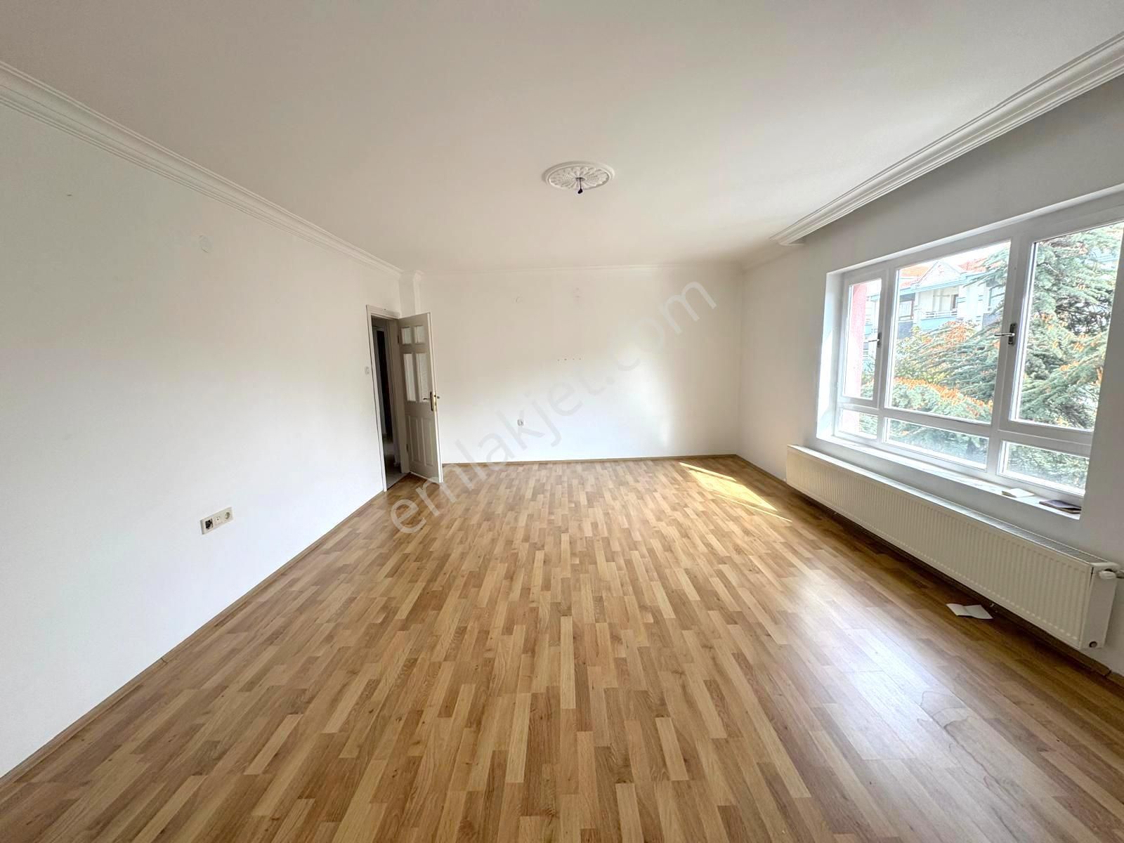 (1159) Keçiören Atapark Mahallesinde Cadde Üzerinde 2.orta Katta 3+1 Satılık Boş Daire - Görsel 12