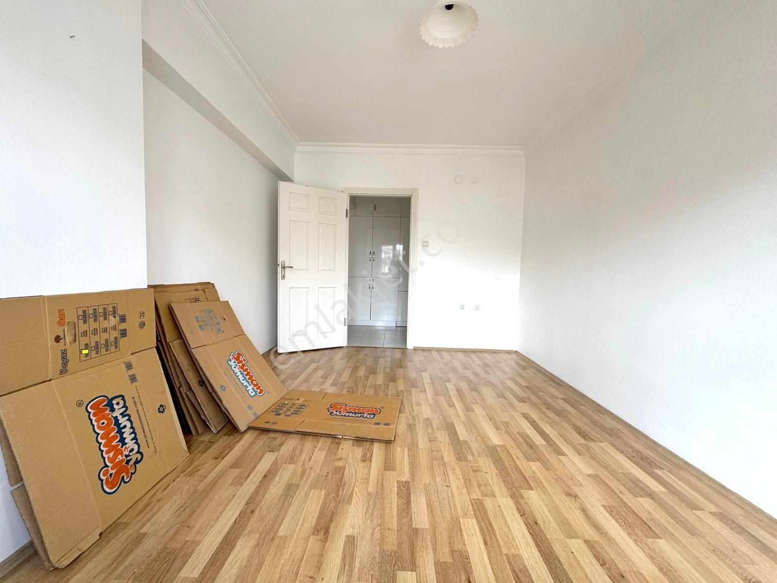 (1159) Keçiören Atapark Mahallesinde Cadde Üzerinde 2.orta Katta 3+1 Satılık Boş Daire - Görsel 10