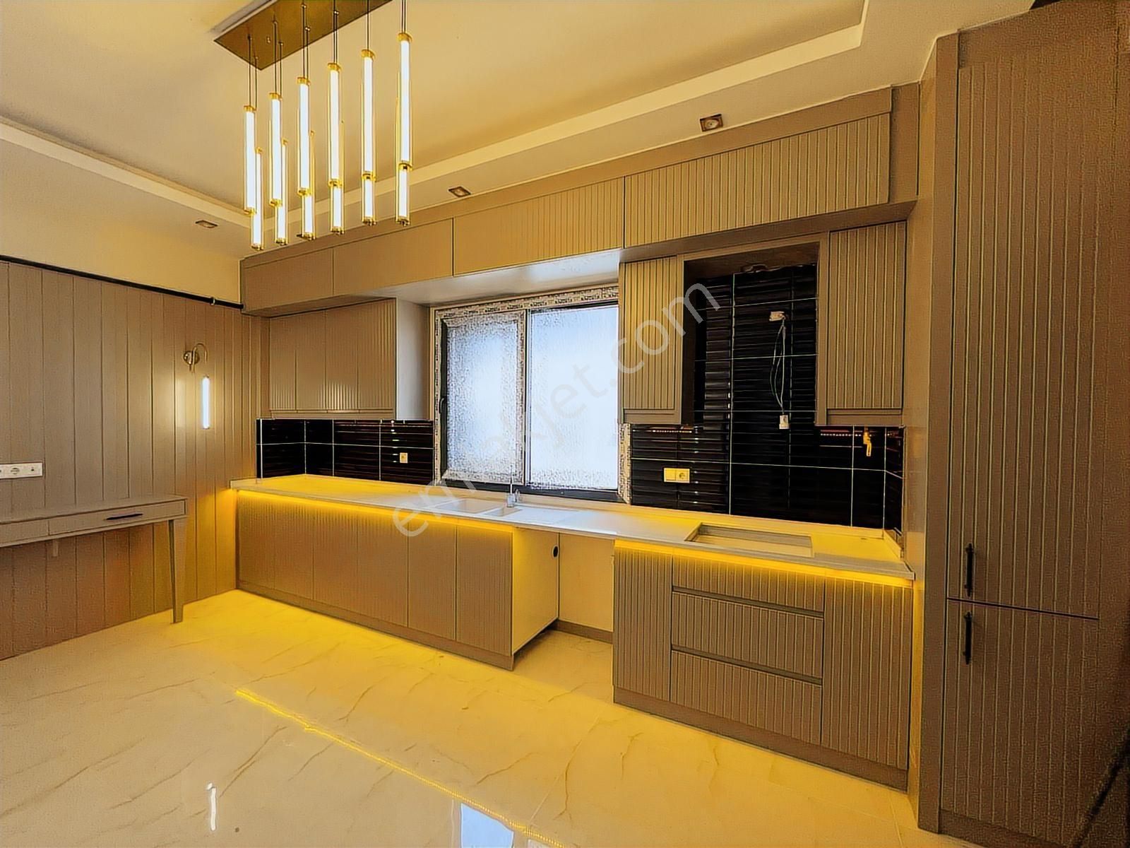 Karahasanlıda 3+1 Lüks Daire-ebeveyn Banyo,giyinme Odalı - Görsel 12