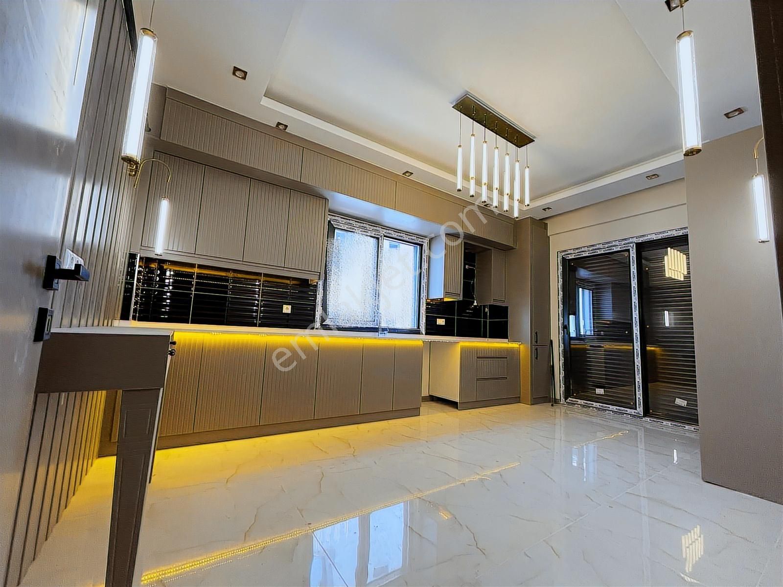 Karahasanlıda 3+1 Lüks Daire-ebeveyn Banyo,giyinme Odalı - Görsel 35