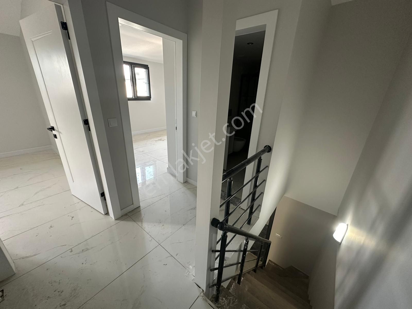 Ender Uysal Gayrimenkulden Hürriyet Mahallesin De Satılık 2+1 Dublex Sıfır Daire.. - Görsel 12