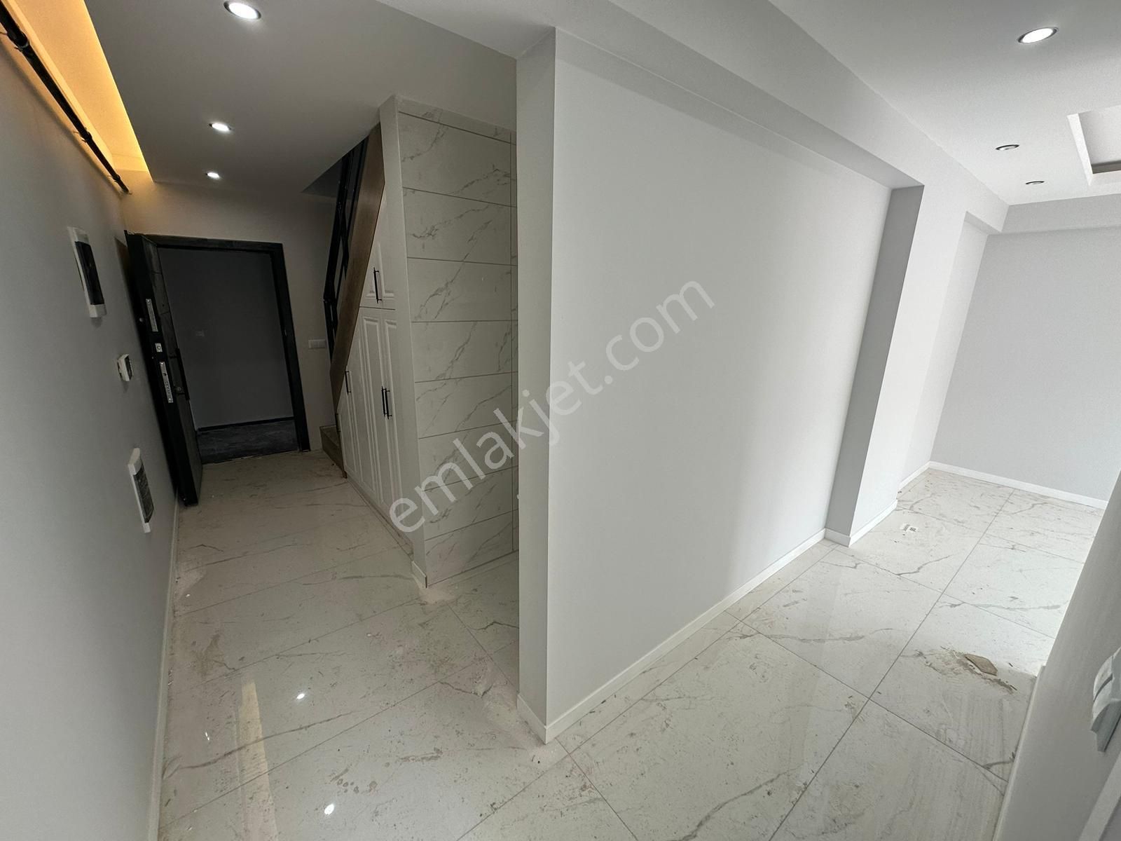 Ender Uysal Gayrimenkulden Hürriyet Mahallesin De Satılık 2+1 Dublex Sıfır Daire.. - Görsel 5