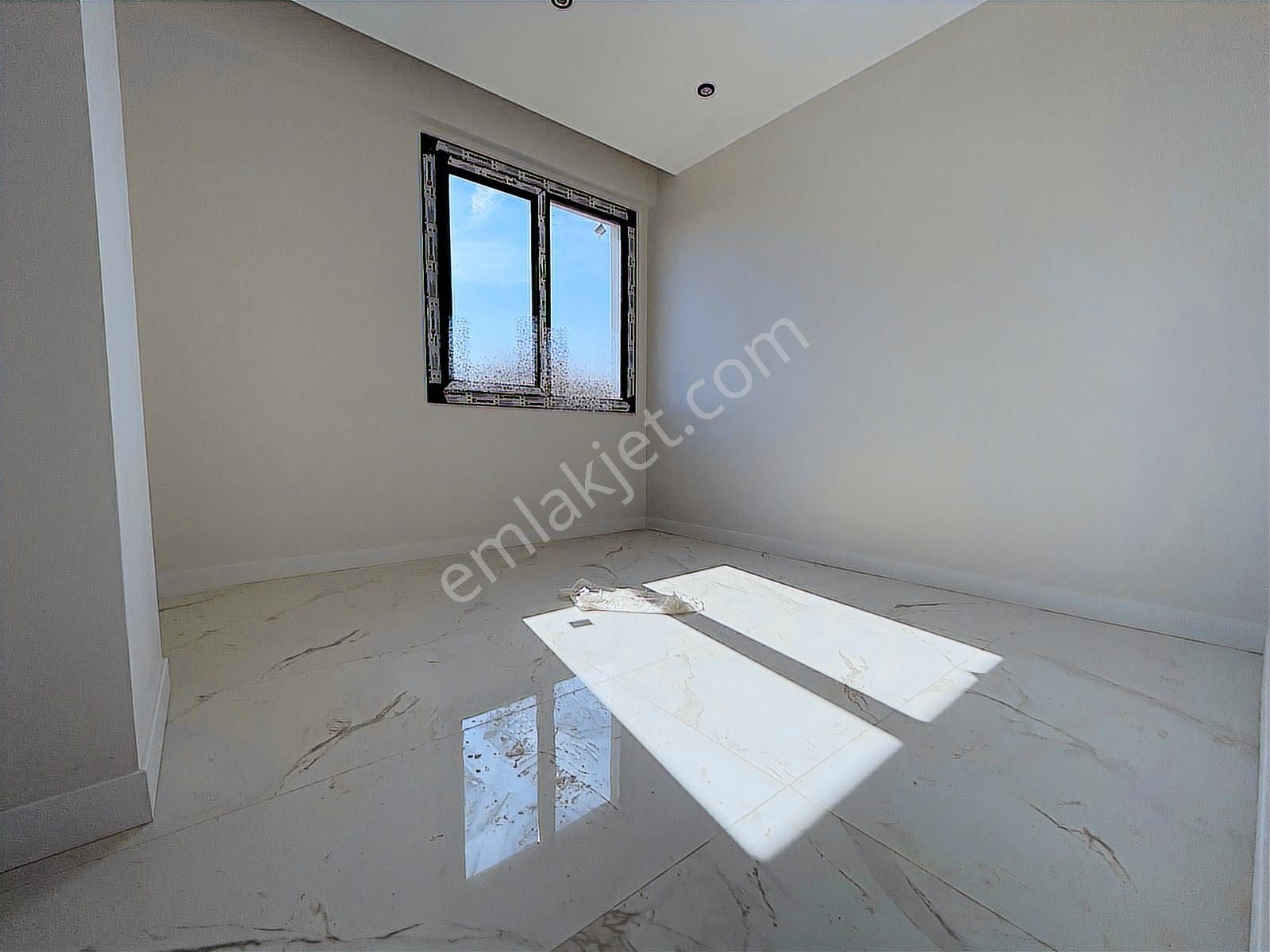 Yenişafakta 2+1 Sıfır Daire-asansörlü, Ön Cephe - Görsel 13