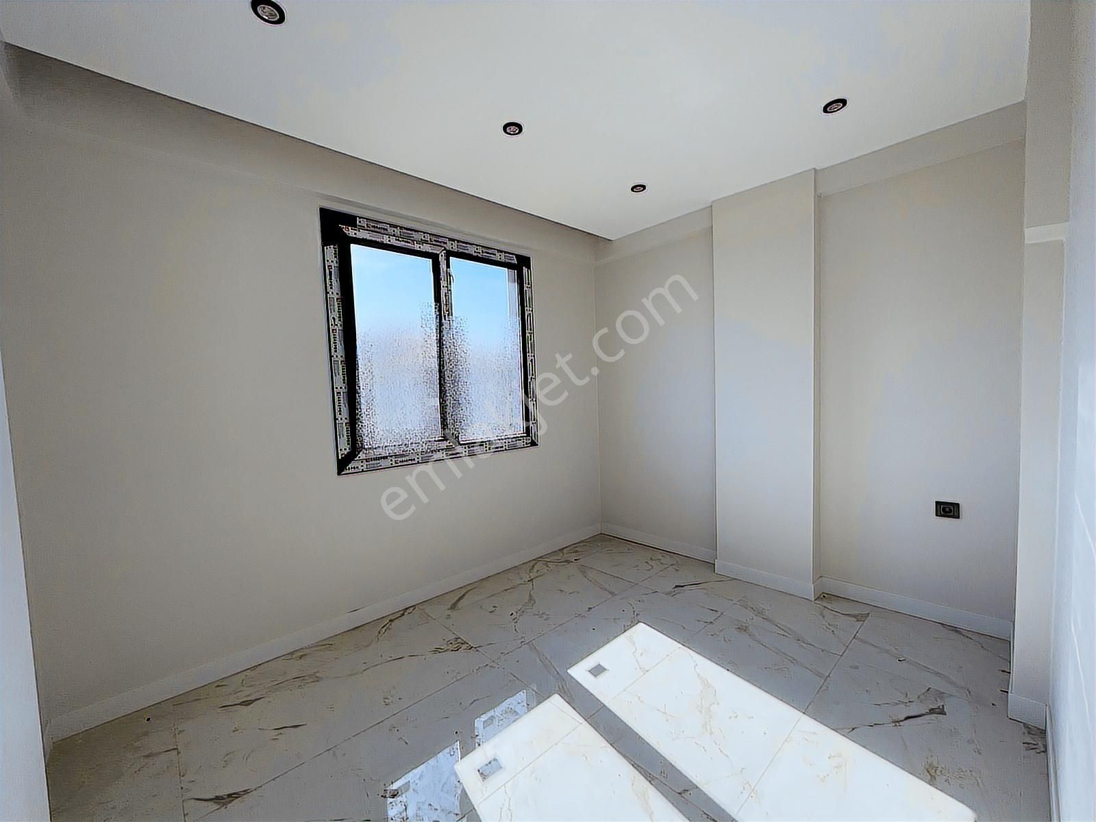 Yenişafakta 2+1 Sıfır Daire-asansörlü, Ön Cephe - Görsel 9