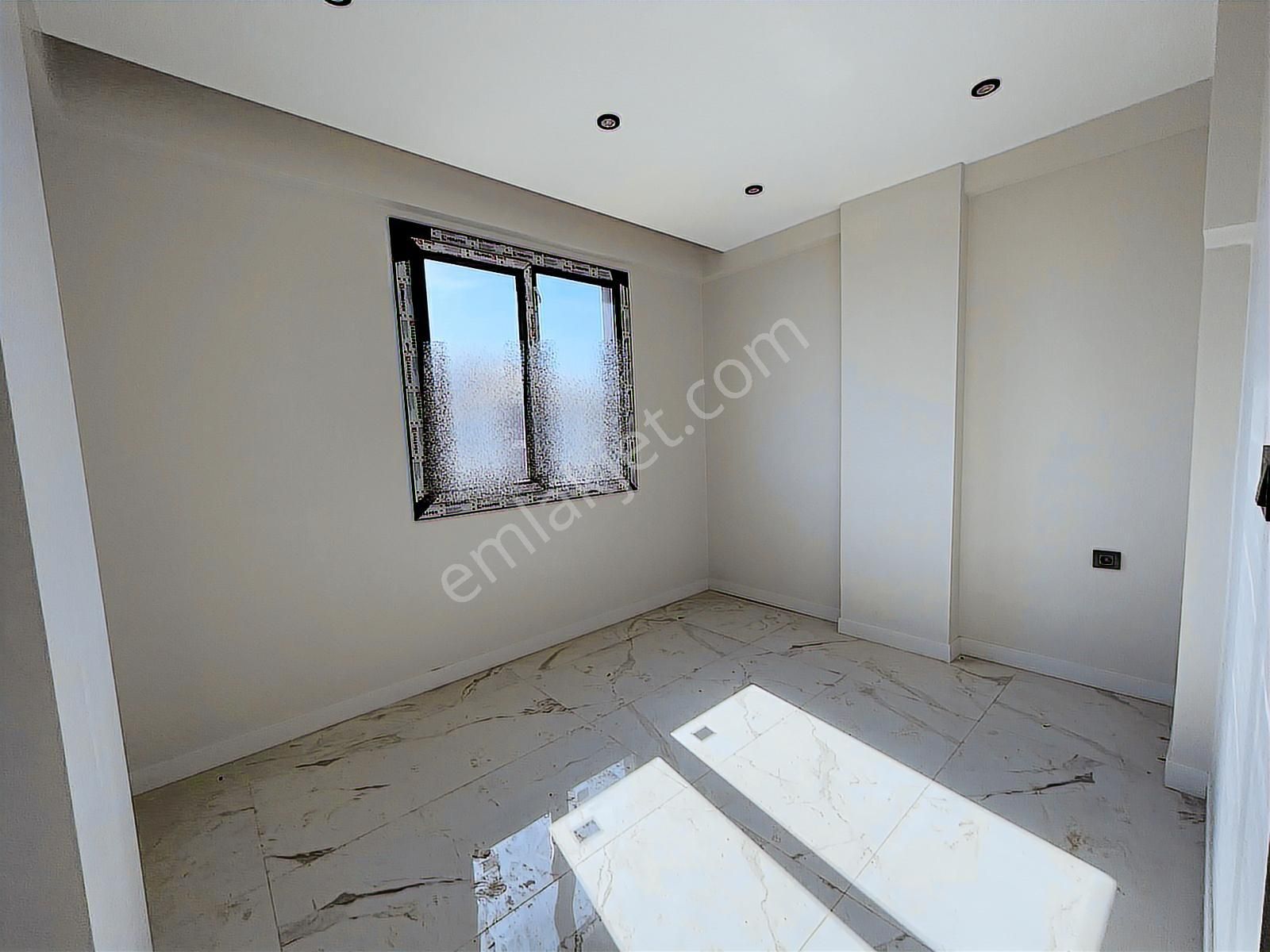 Yenişafakta 2+1 Sıfır Daire-asansörlü, Ön Cephe - Görsel 26