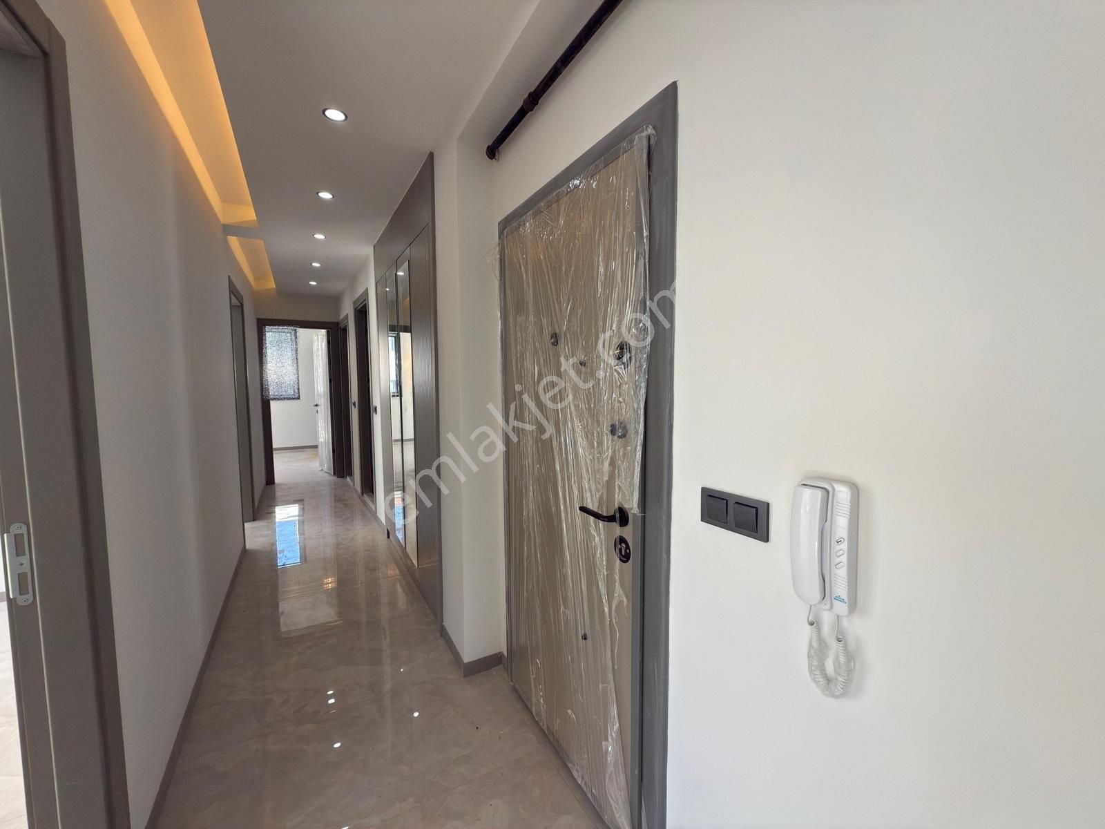 Babilden Sıfır 3+1 Daire-ebeveyn Banyo Çift Balkonlu - Görsel 23