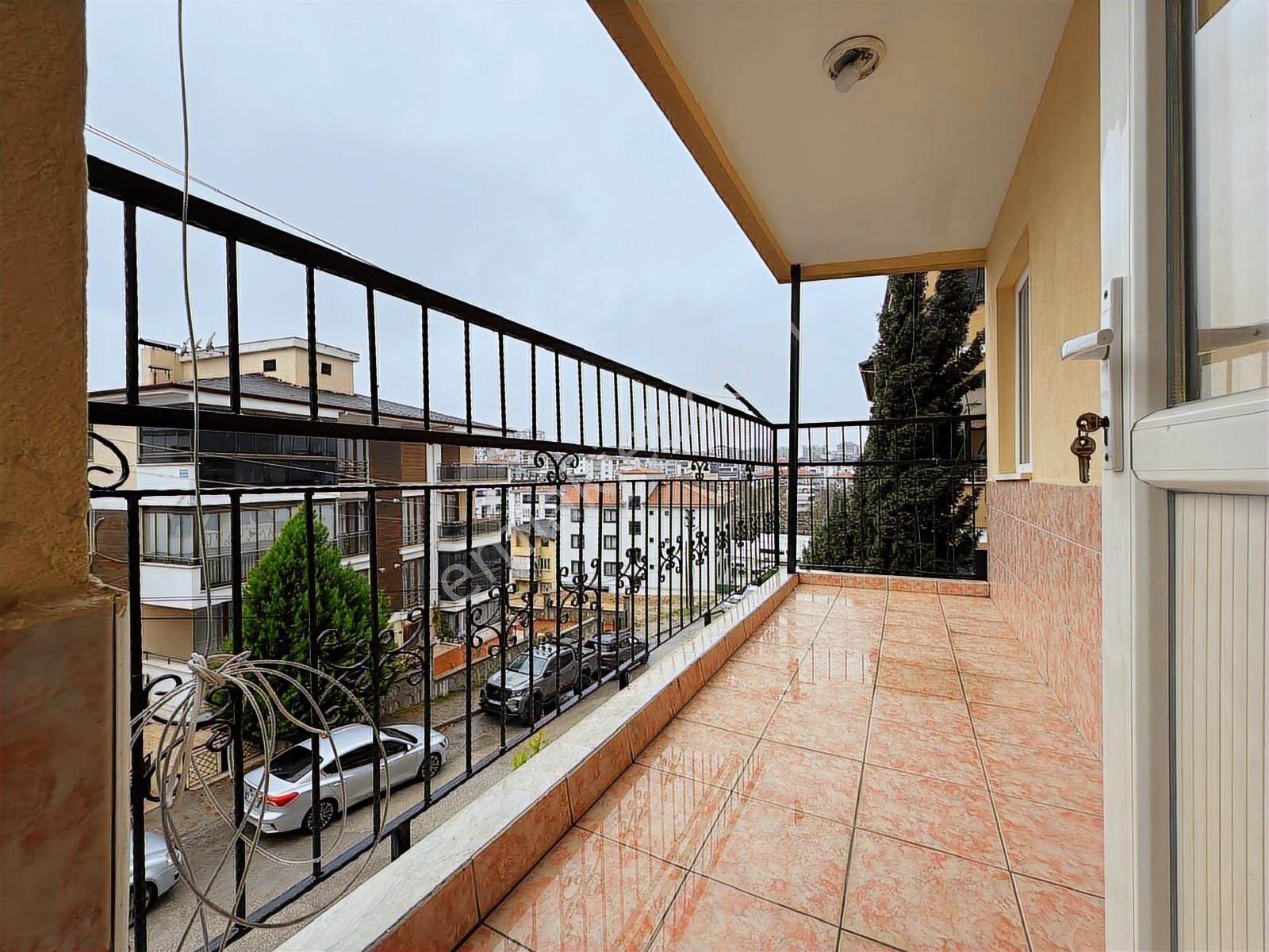 Babilden Gültepe Mahallesinde Kiralık 2+1 Daire - Görsel 19