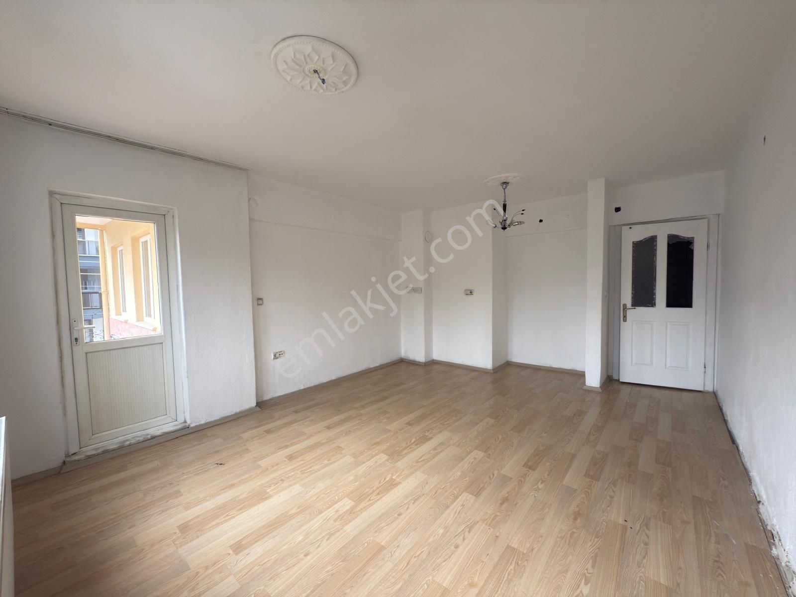 Babilden Gültepe Mahallesinde Kiralık 2+1 Daire - Görsel 6