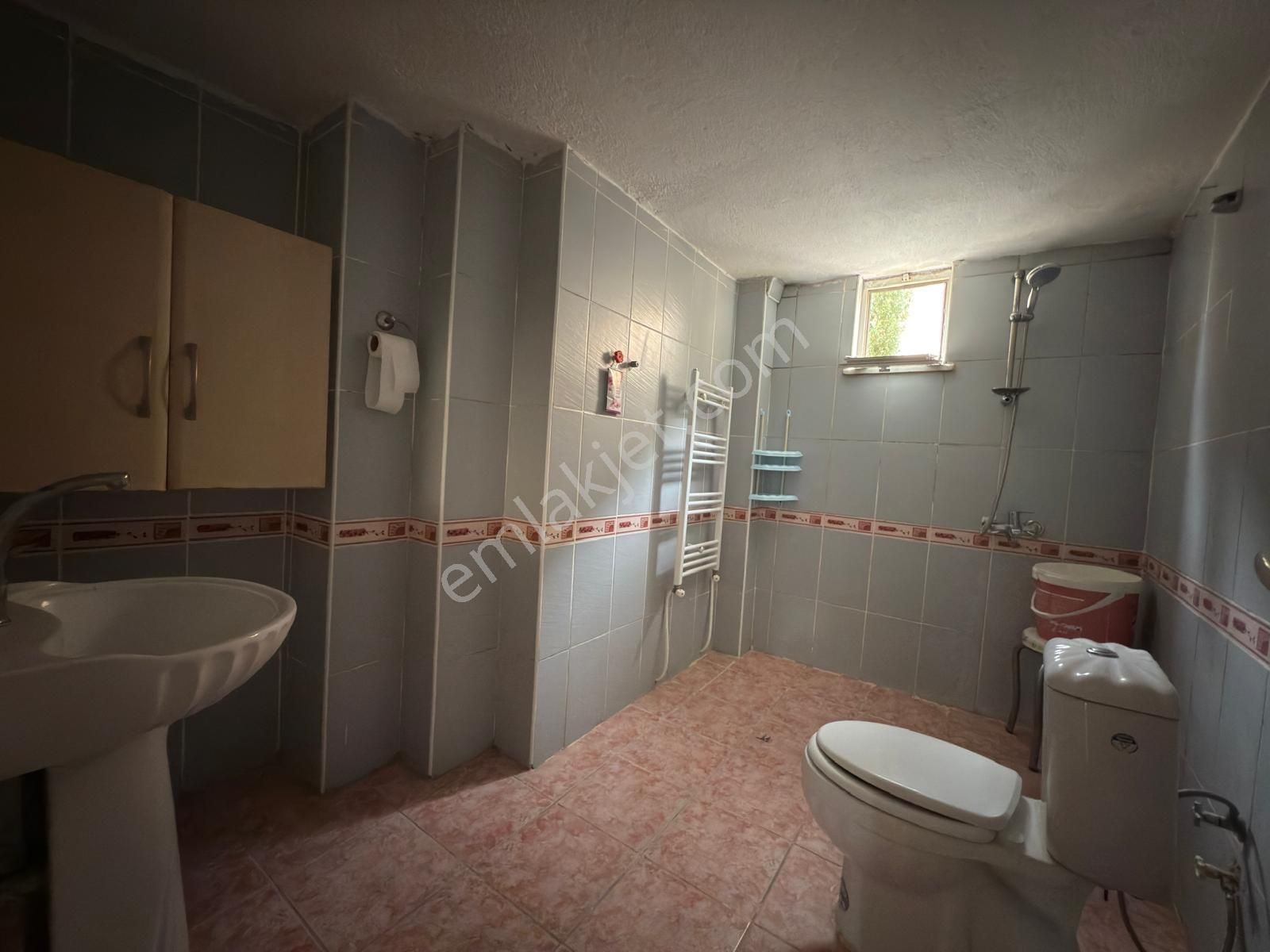 Babilden Gültepe Mahallesinde Kiralık 2+1 Daire - Görsel 13