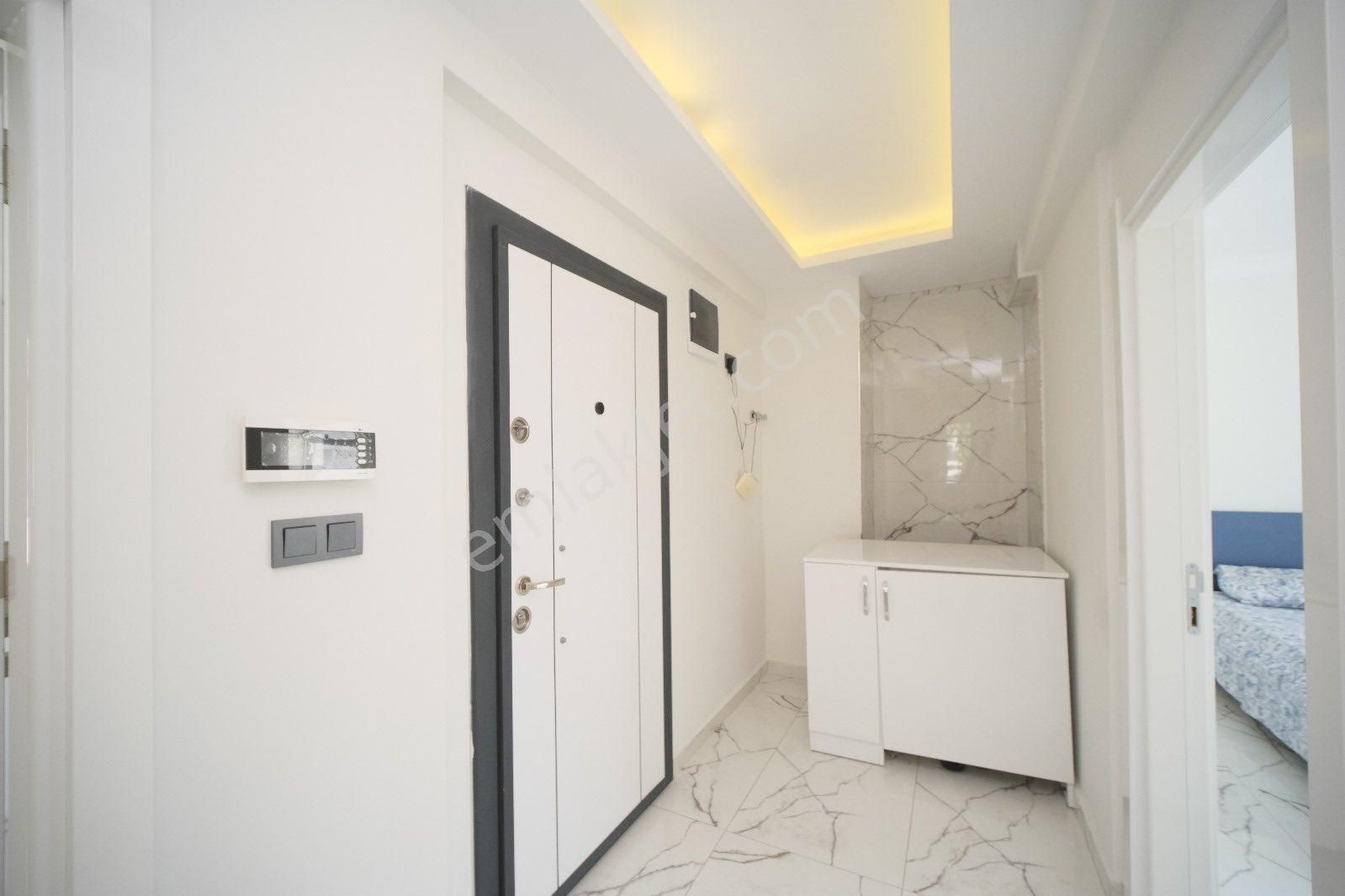 Cumhuriyet Mahallesi Denize 2.bina 3+1 Lüx Eşyalı Daire - Görsel 23