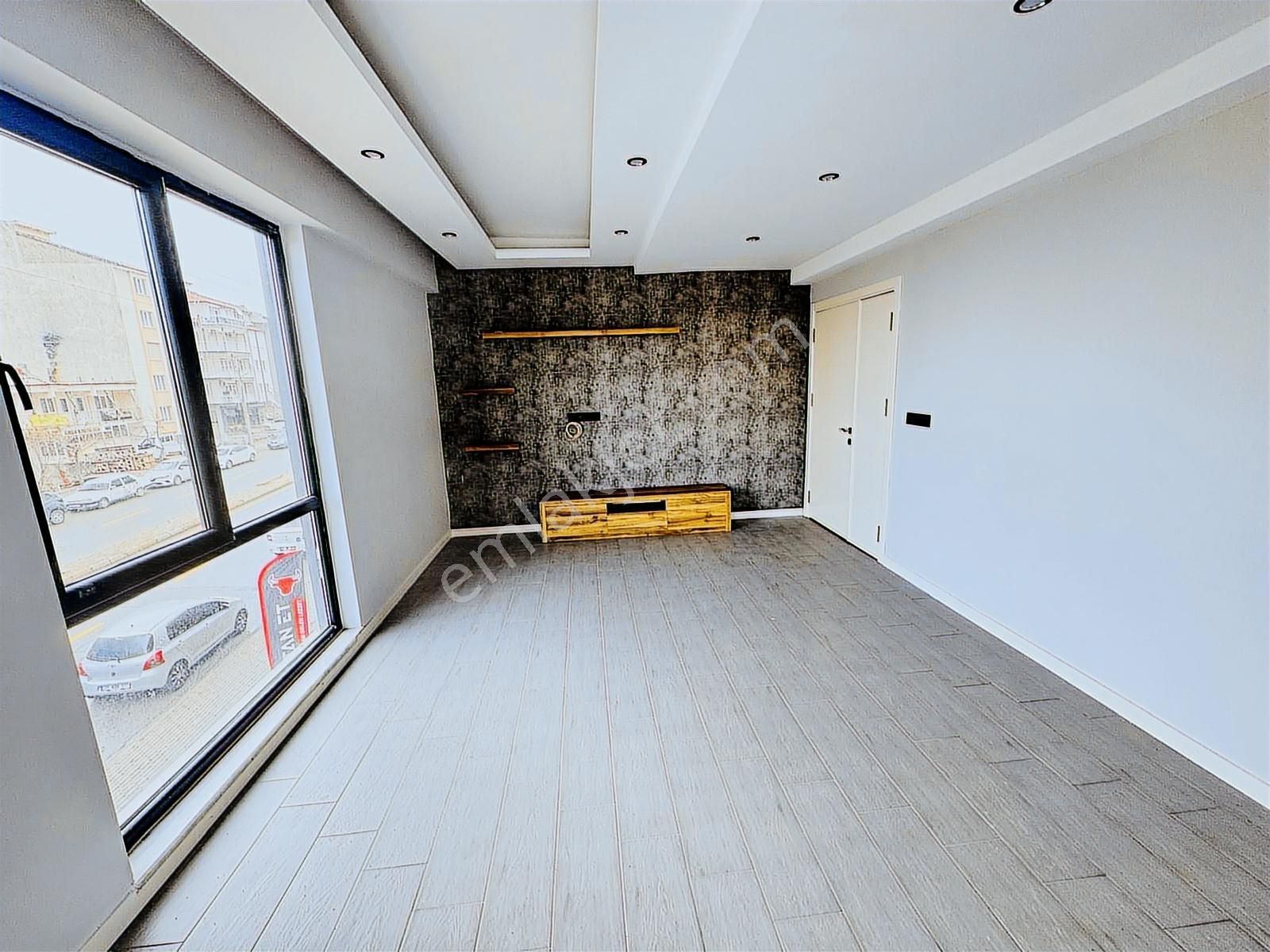 Cadde Üzeri Köşe**hüsamettin Kulaklı Okulu Yakını**geniş Balkon - Görsel 6