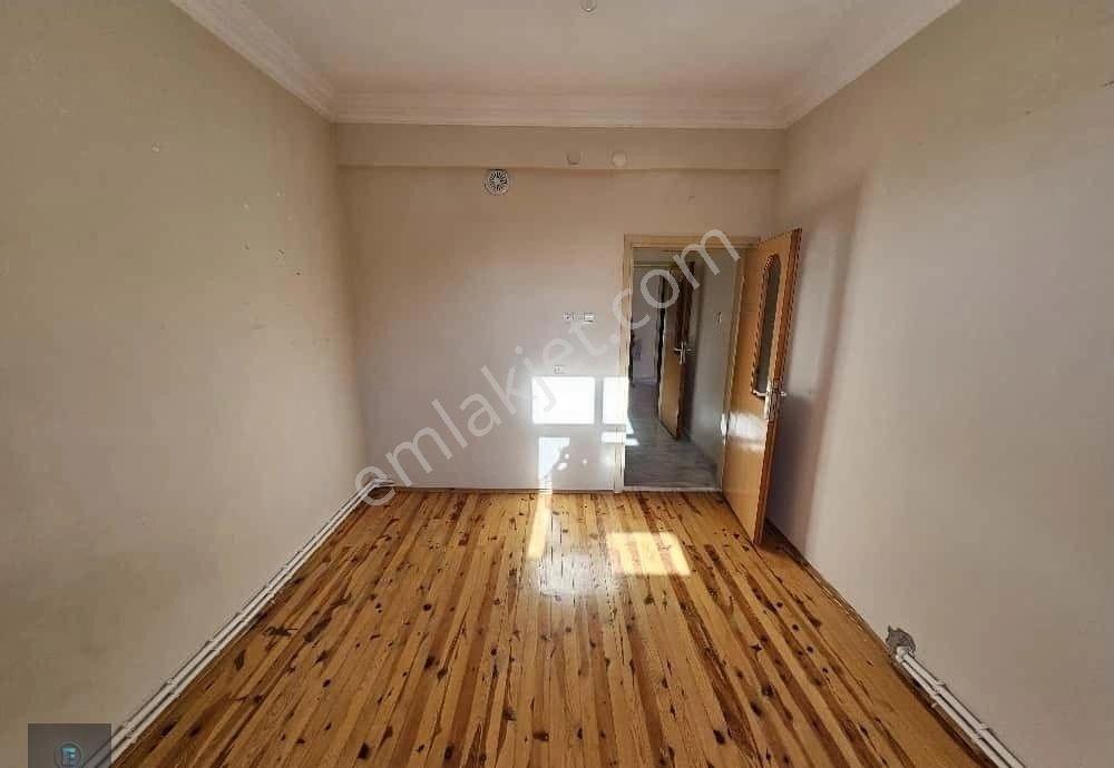 Eren Emlak'tan Cedit Mahallesindee Arakat Şahsi Garajlı Satılık Daire - Görsel 16