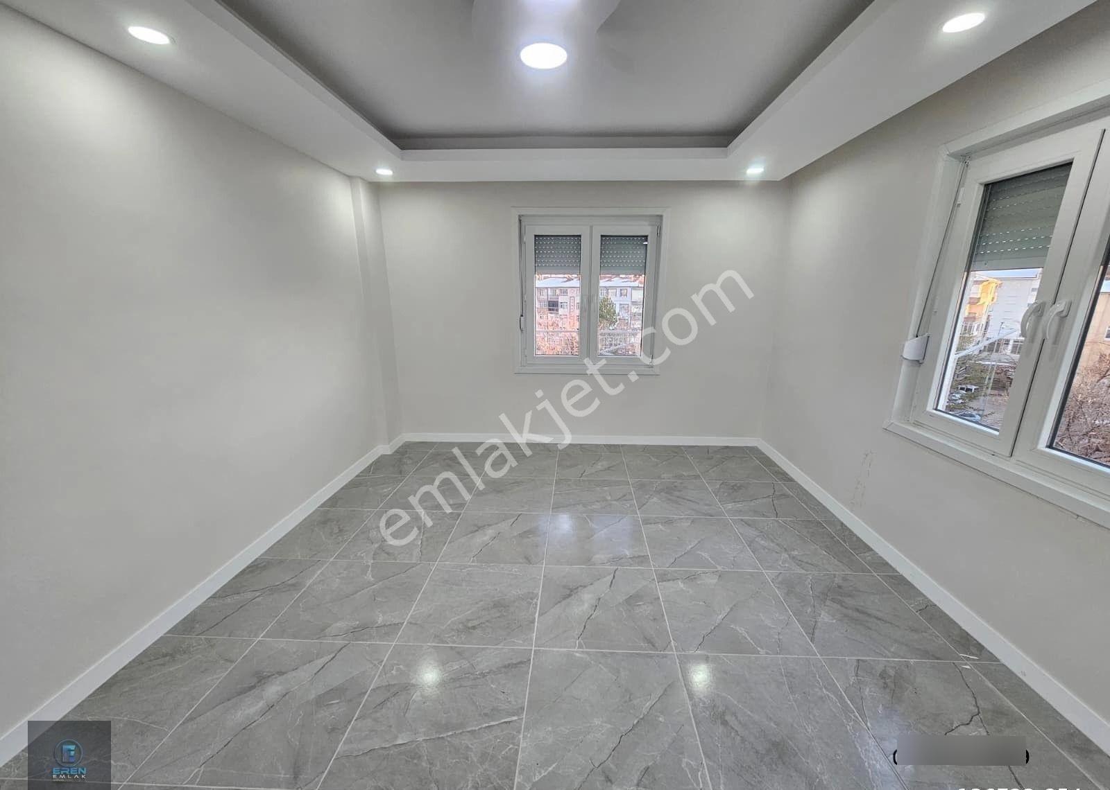 Eren Emlak'tan Hacıcelal Mahallesinde Şahsi Garajlı İçi Komple Sıfır Yapılı Satılık Daire - Görsel 15