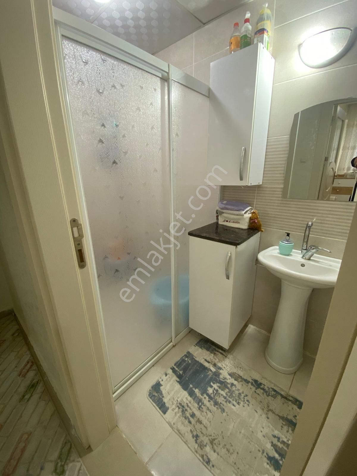 Akkent Desatılık Bakımlı Daire - Görsel 13