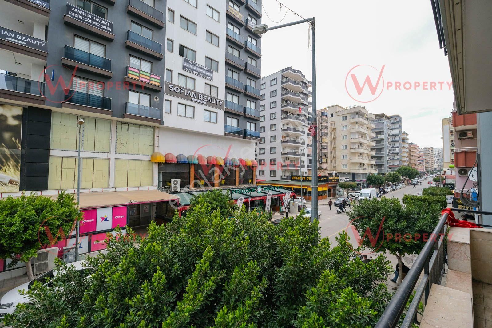 W Property'den Merkezi Konumda Teraslı İçi Yapılı 3+1 - Görsel 24