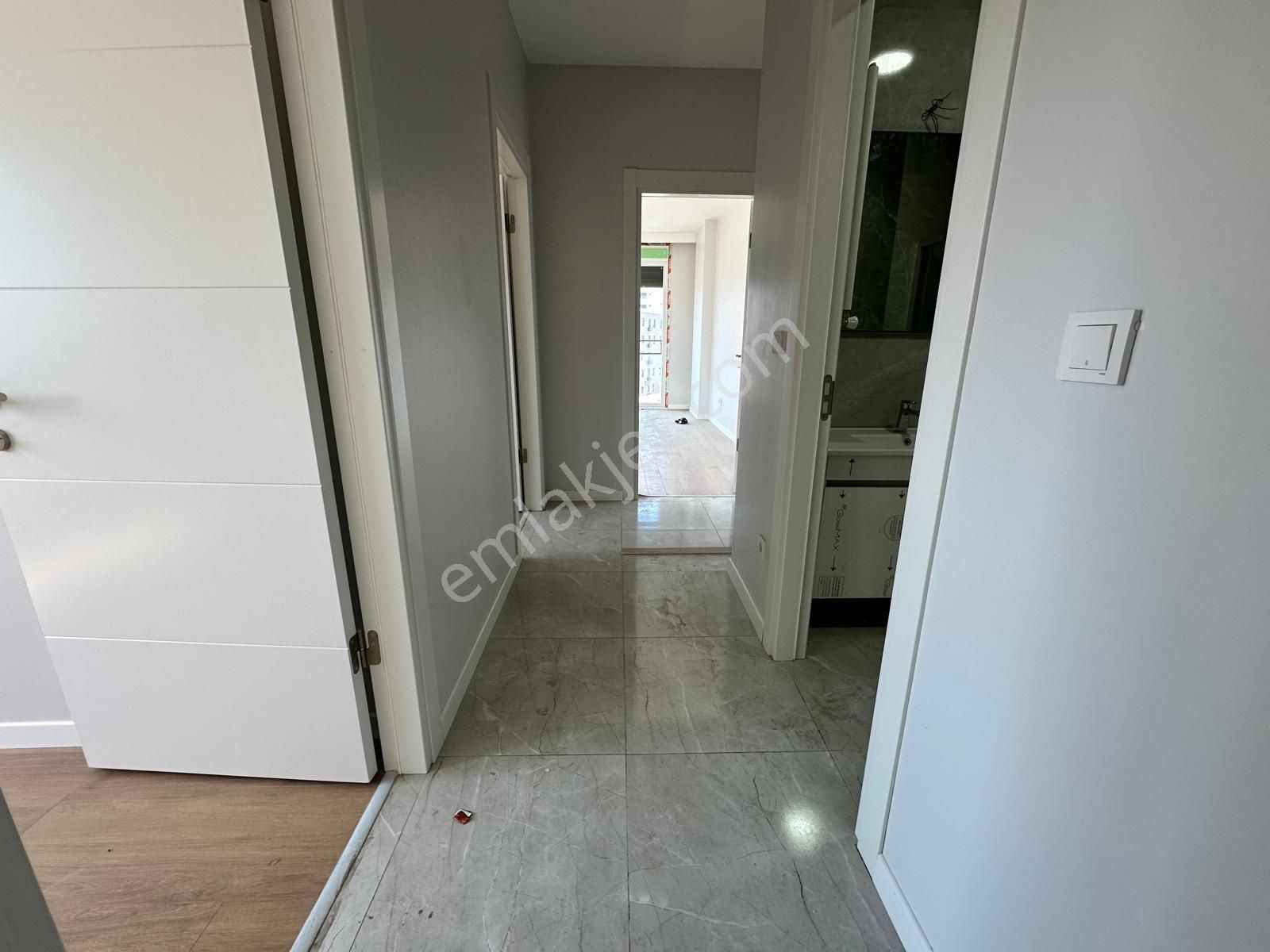Kozyatağı'nda 3+1 Net 85m2 Balkonlu Sıfır Boş Fırsat Daire - Görsel 35