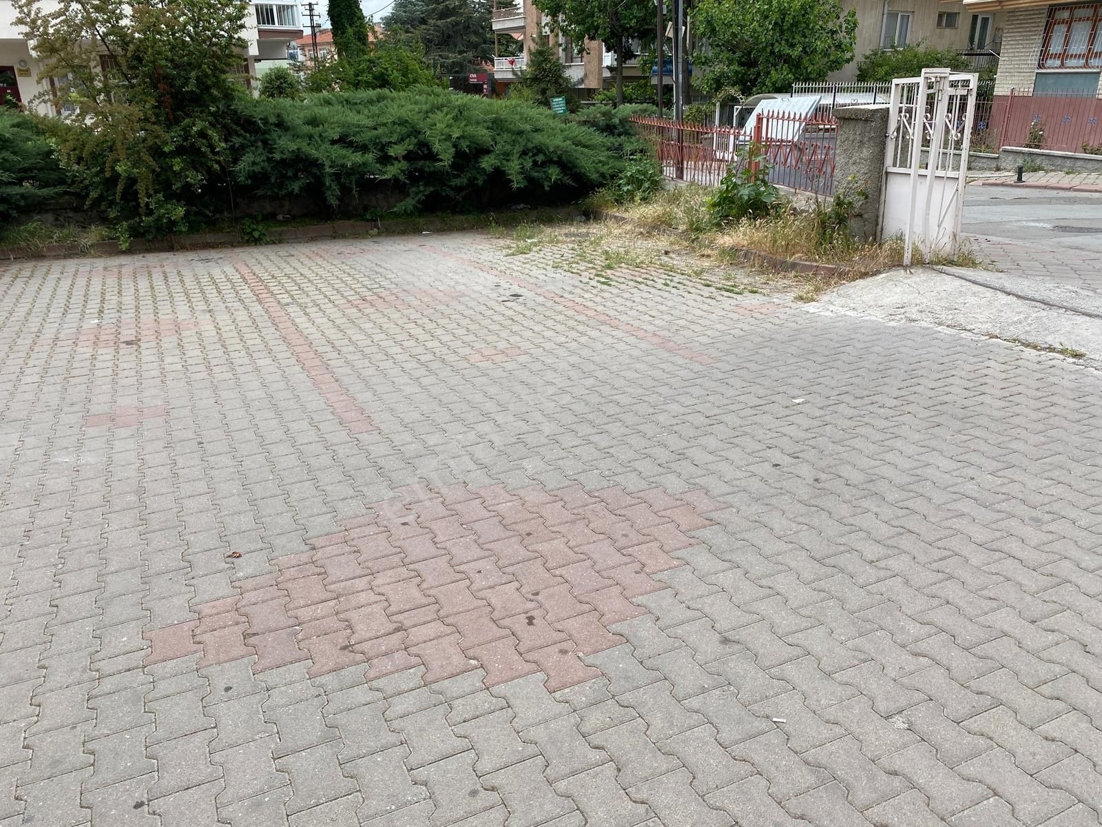 Tepebaşı Mah Çapraz Sokak 1. Kat 2+1 Güney Batı Cephe - Görsel 18