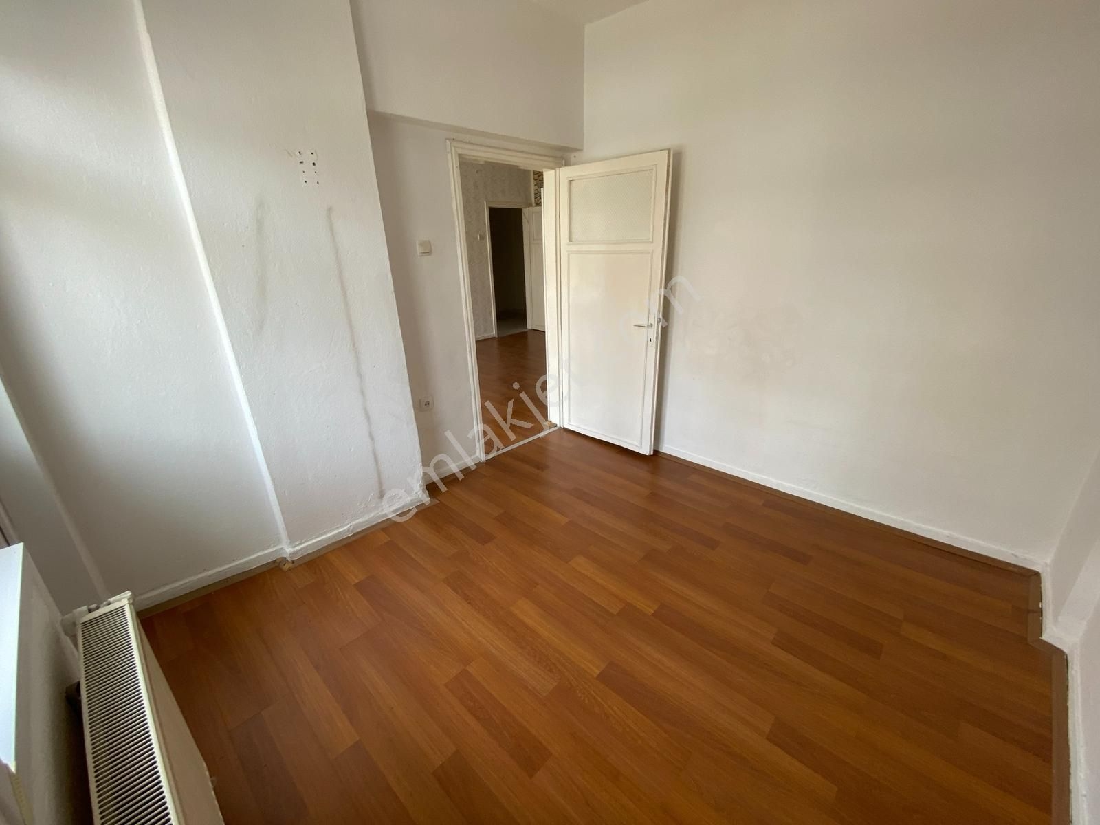 Tepebaşı Mah Çapraz Sokak 1. Kat 2+1 Güney Batı Cephe - Görsel 12