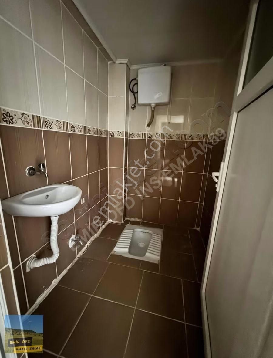 Kapaklı Vatan Cadde Cephe 3+1 Ön Cephe Daire - Görsel 18