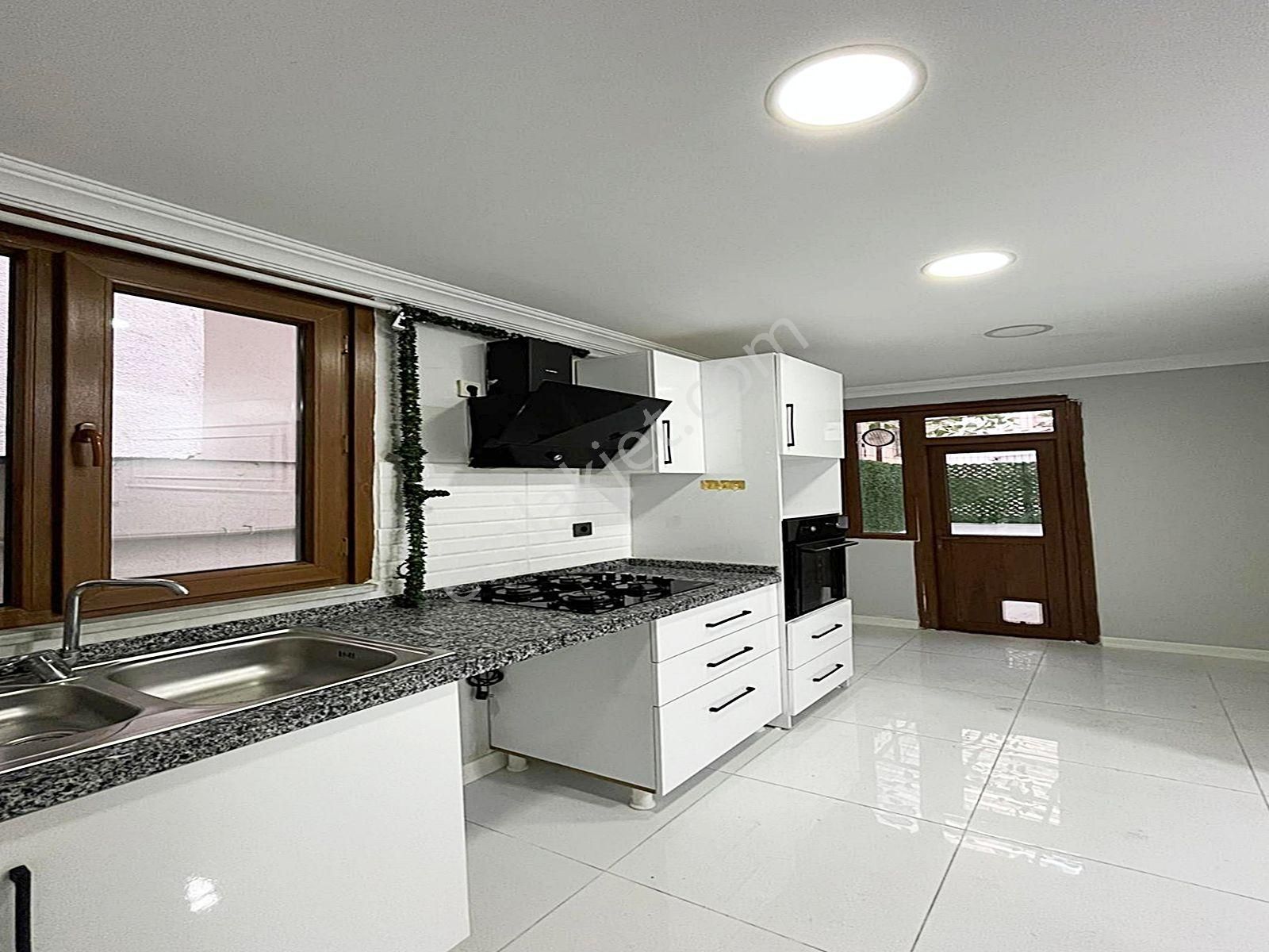 Esenyurt Mehmet Akif Ersoy Mahallesinde İçi Yeni Yapılı Bahçe Katı 2+1 Daire 2.599.999 Tl - Görsel 3