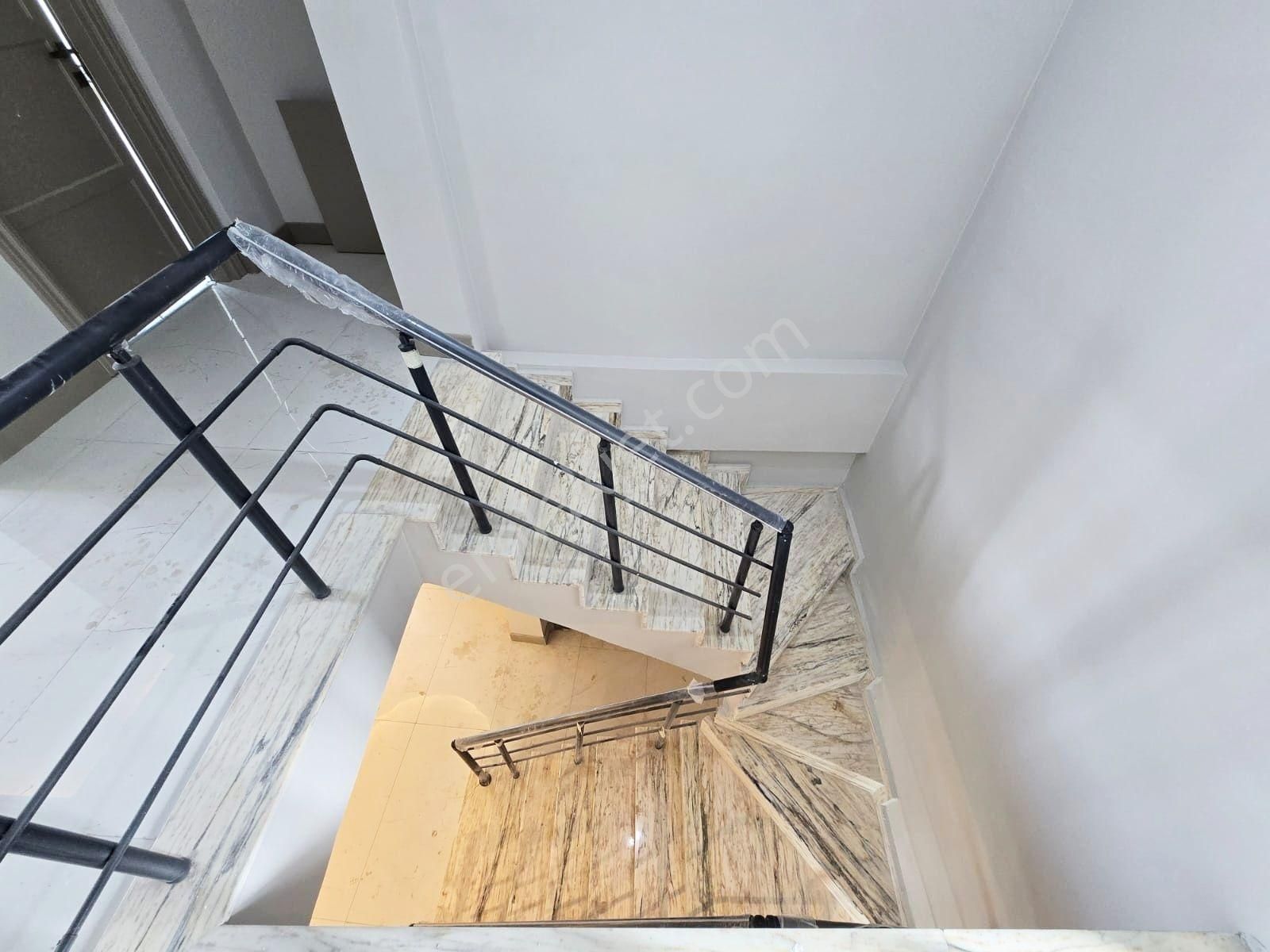 Çukurova Kabasakal'da Sosyal Aktiviteli Akıllı Ev Teknoloji Sistemli Yerden Isıtmalı Sıfır Dublex ! - Görsel 25