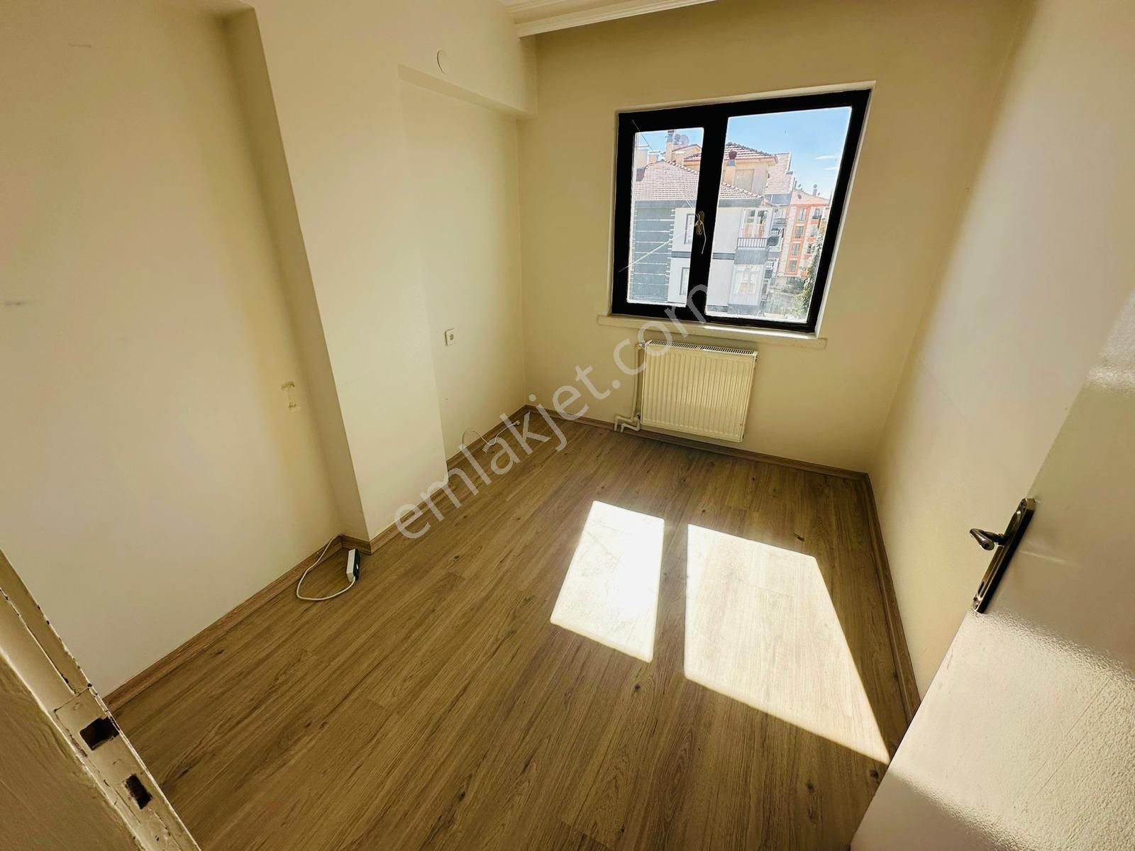 (1169) Keçiören Bademlikte 4.katta Satılık 3+1 Boş Daire - Görsel 5