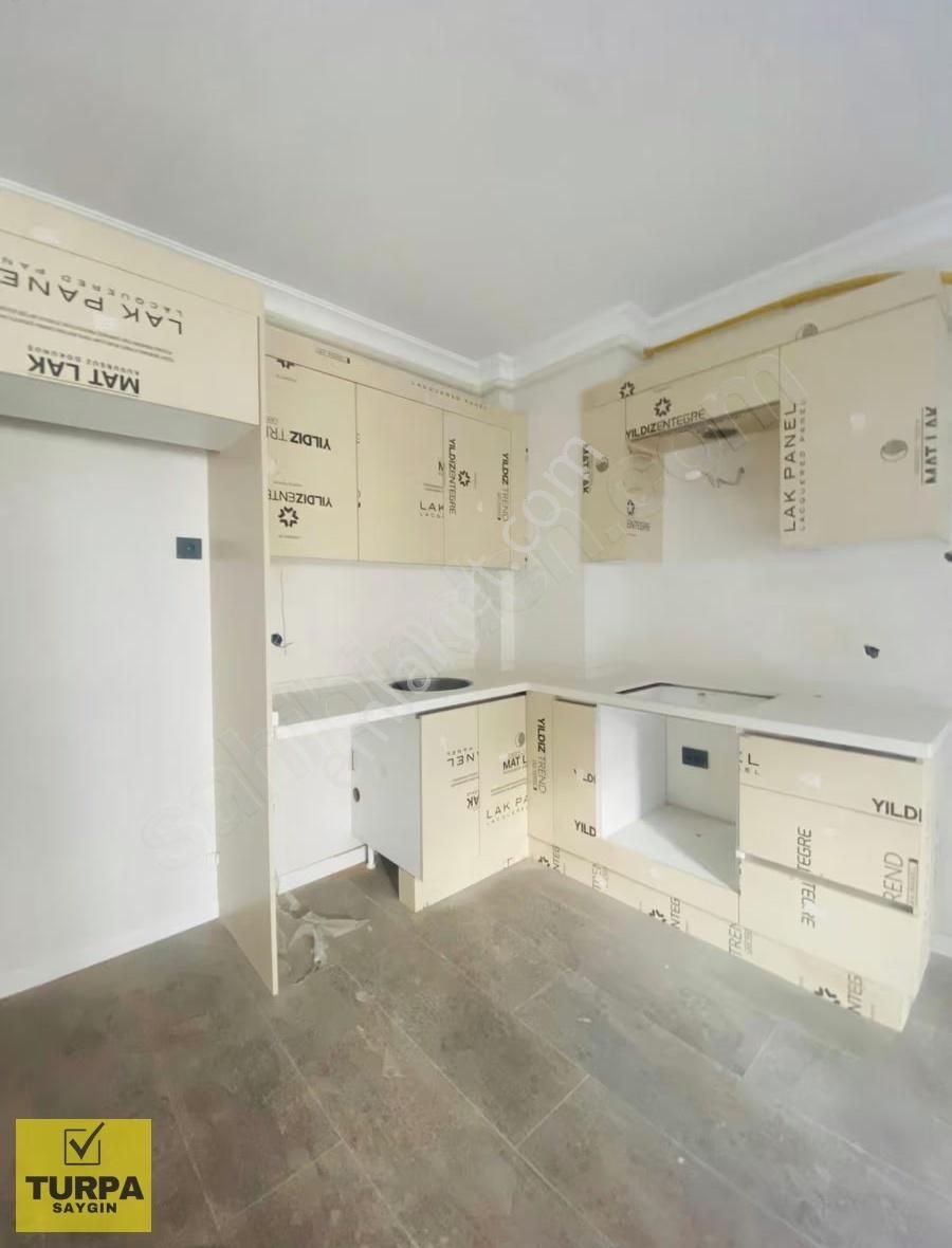 Bahçelievler Ve Mit Lojmanları 2dk Yerden Isıtma,asansör Lüx 1+1