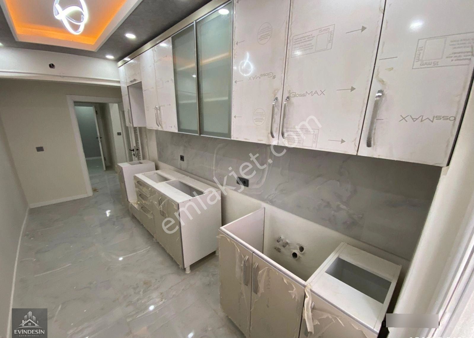 Tepebaşı Mahallesinde Bağımsız Full Yapılı E.banyolu Satılık Daire - Görsel 3