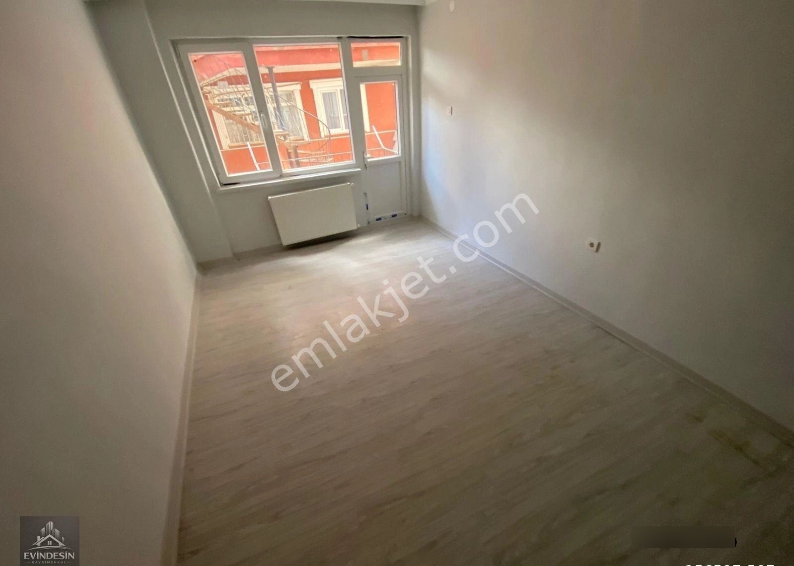 Şenlik Mah Kuyubaşı Metro Yakını A'dan Z'ye Yenilenmiş Yapılı Kiralık - Görsel 4