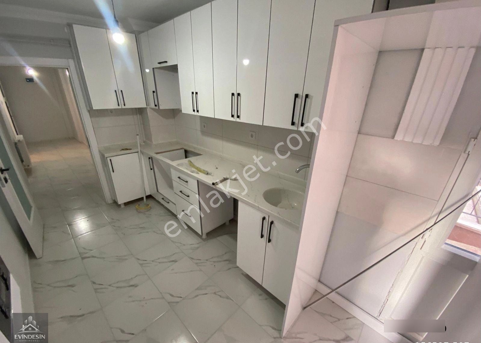 Şenlik Mah Kuyubaşı Metro Yakını A'dan Z'ye Yenilenmiş Yapılı Kiralık - Görsel 19