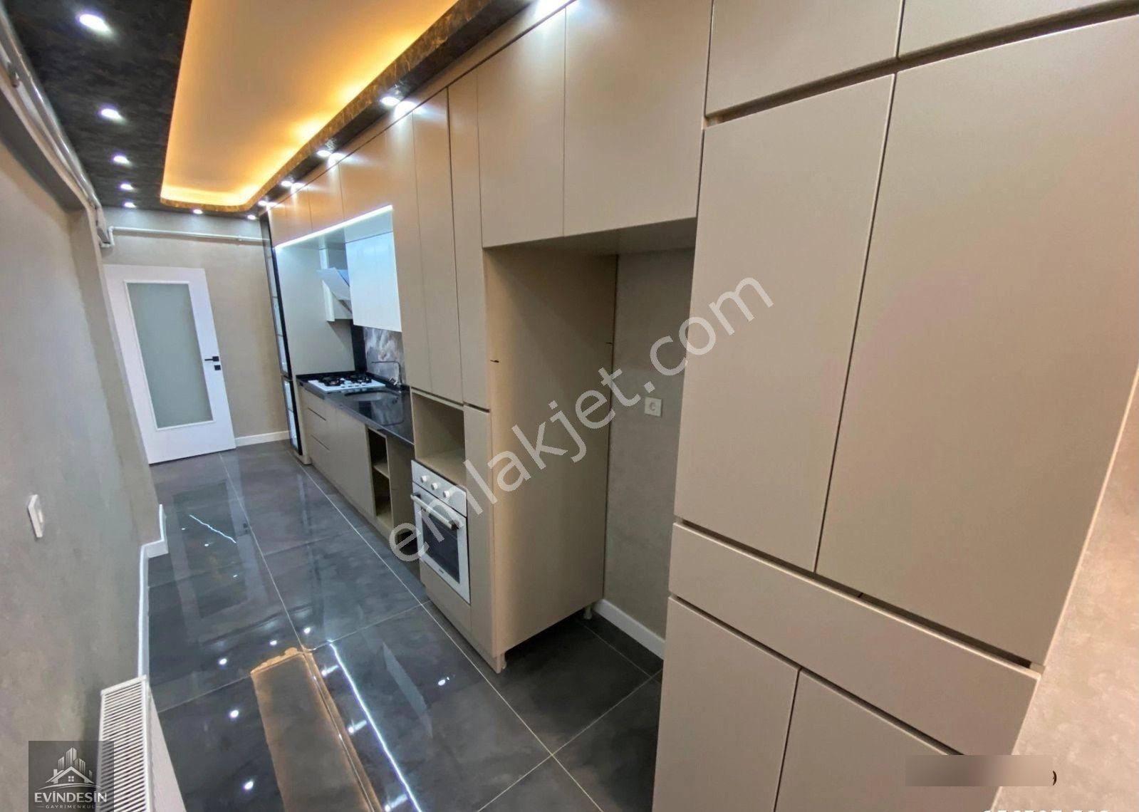 Şenlik Mahallesi Emsalsiz 3+1 Bakmadan Geçmeyin Görmeden Karar Vermeyin - Görsel 17