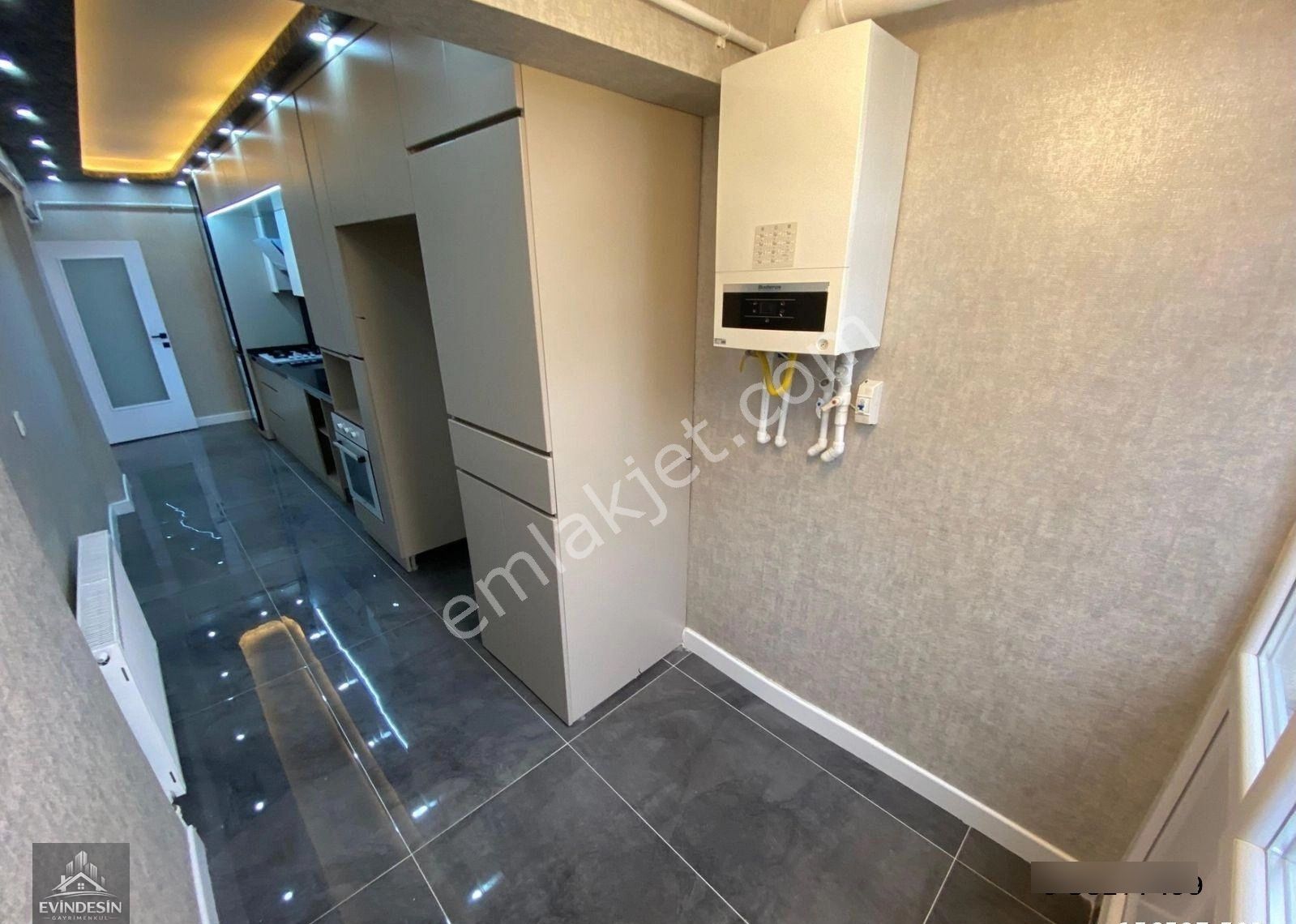 Şenlik Mahallesi Emsalsiz 3+1 Bakmadan Geçmeyin Görmeden Karar Vermeyin - Görsel 4