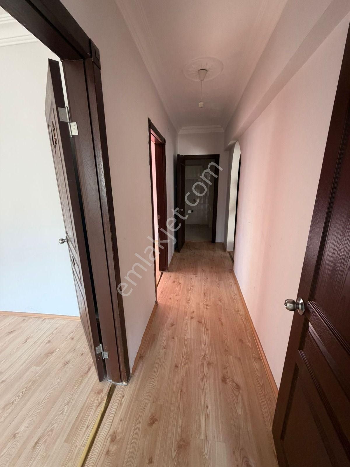 Sincan Ertuğrulgazi'de Tapu Yanında Site İçi Arakat Mükemmel Konumda Geniş Boş Krediye Uygun Daire - Görsel 25