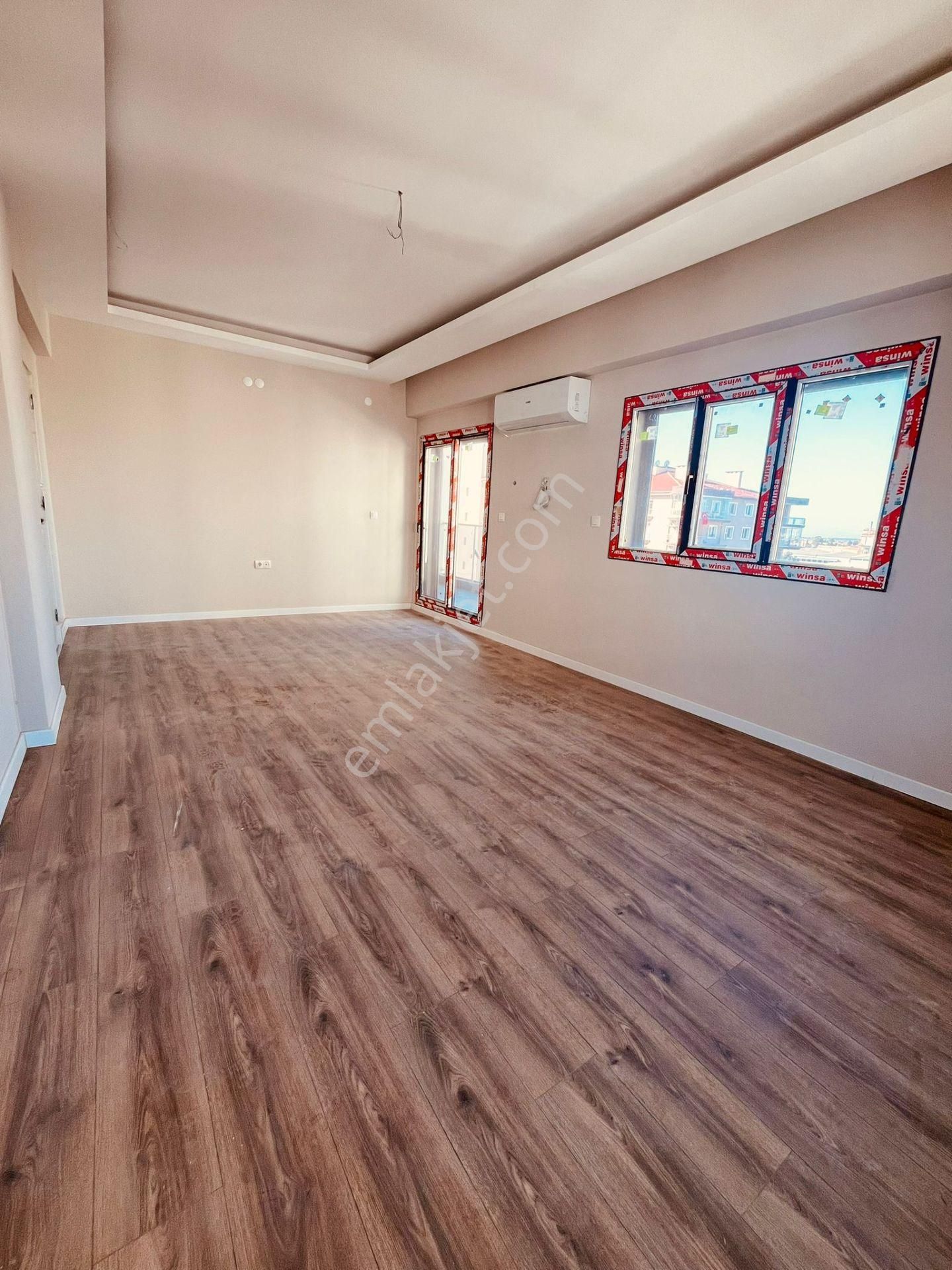 Ataşehir'in Merkezinde Havuzlu Sitede 2+1 Kıralık Sıfır Daıre - Görsel 13