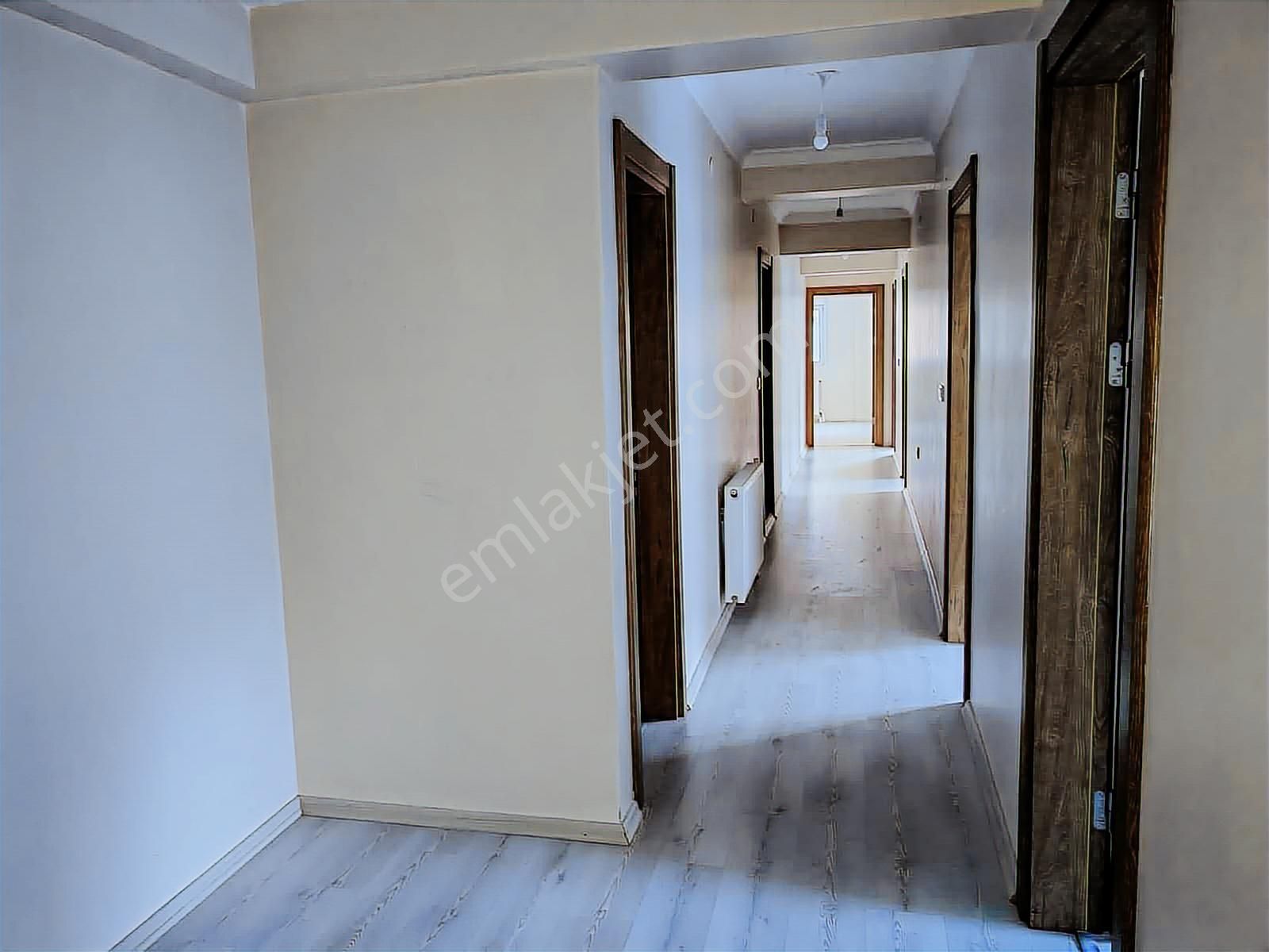 Geniş 170m2 3+1 Arakat Çift Balkon Krediye Uygun Satılık Daire - Görsel 32