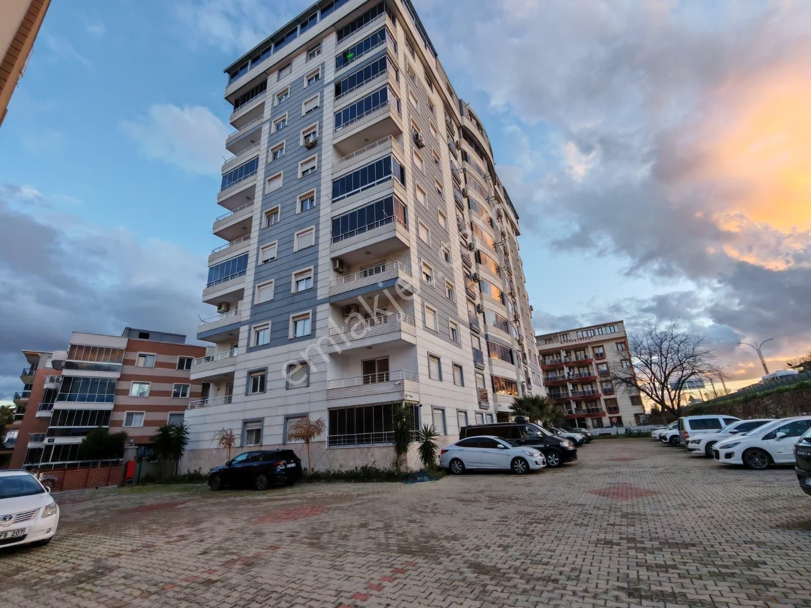 Geniş 170m2 3+1 Arakat Çift Balkon Krediye Uygun Satılık Daire