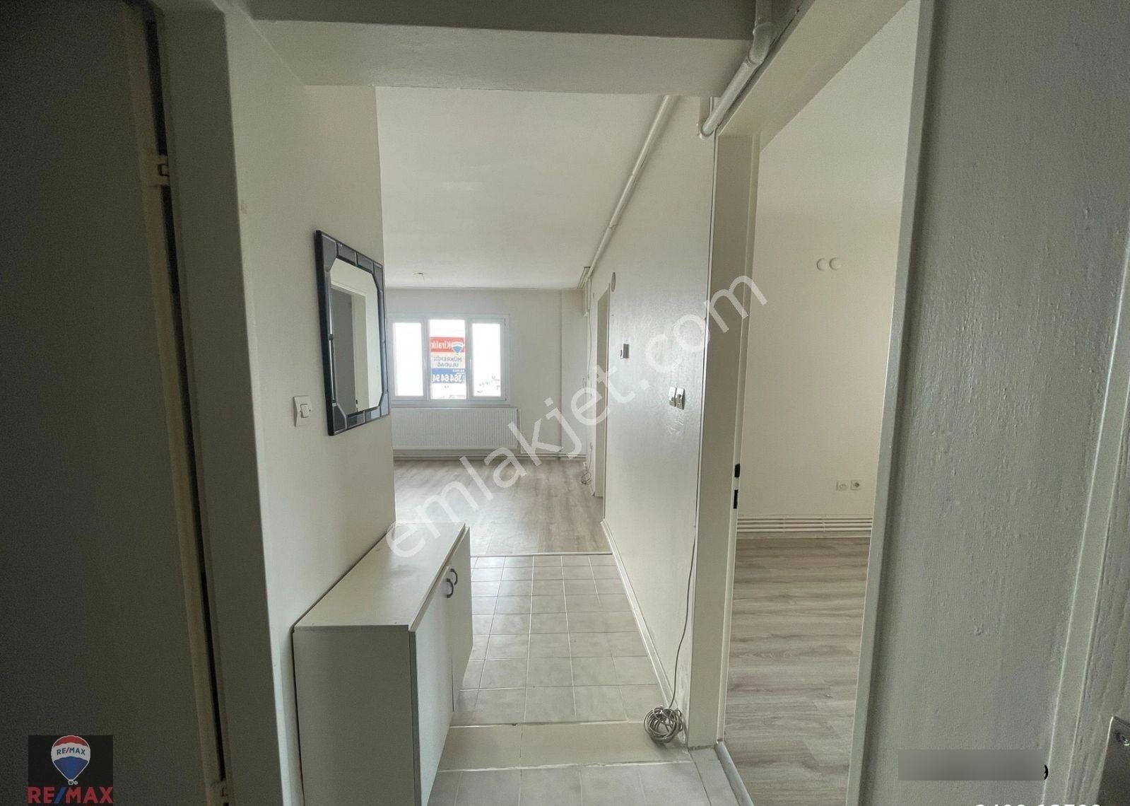 Ful Deniz Manzaralı Ara Kat Asansörlü Doğalgazlı 2+1 Kiralık Daire - Görsel 22
