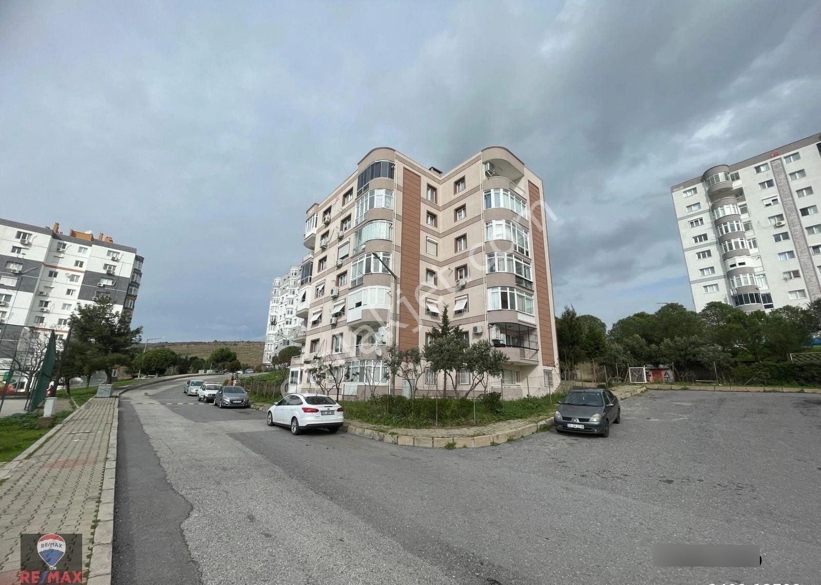 Ful Deniz Manzaralı Ara Kat Asansörlü Doğalgazlı 2+1 Kiralık Daire - Görsel 2