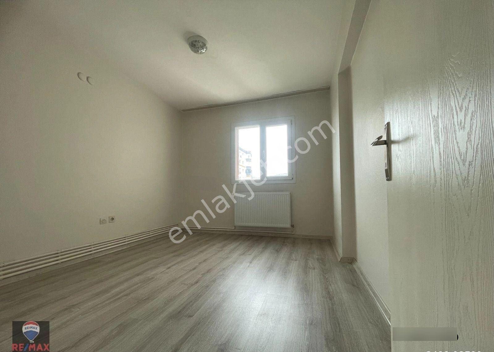 Ful Deniz Manzaralı Ara Kat Asansörlü Doğalgazlı 2+1 Kiralık Daire - Görsel 23