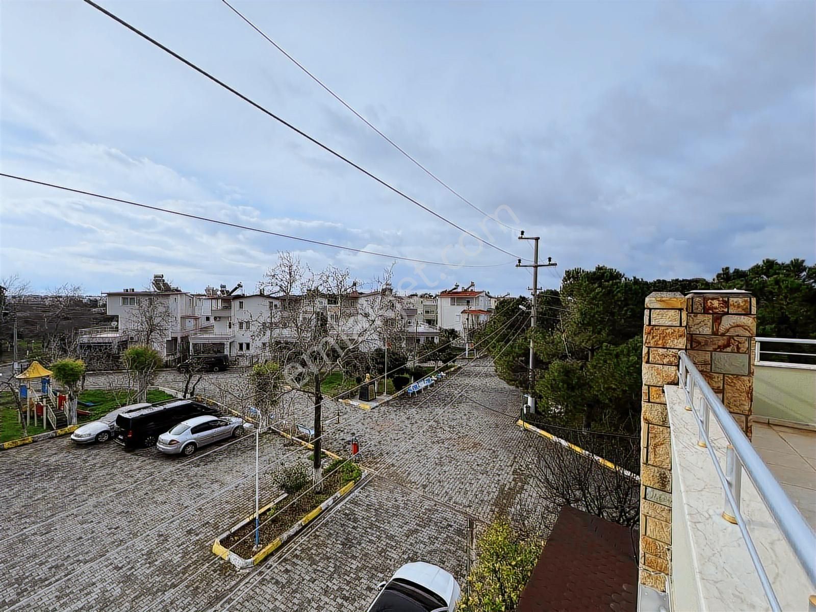 Havuzlu Site İçerisinde Denize Yakın Köşe 3+1 Tripleks Villa - Görsel 30