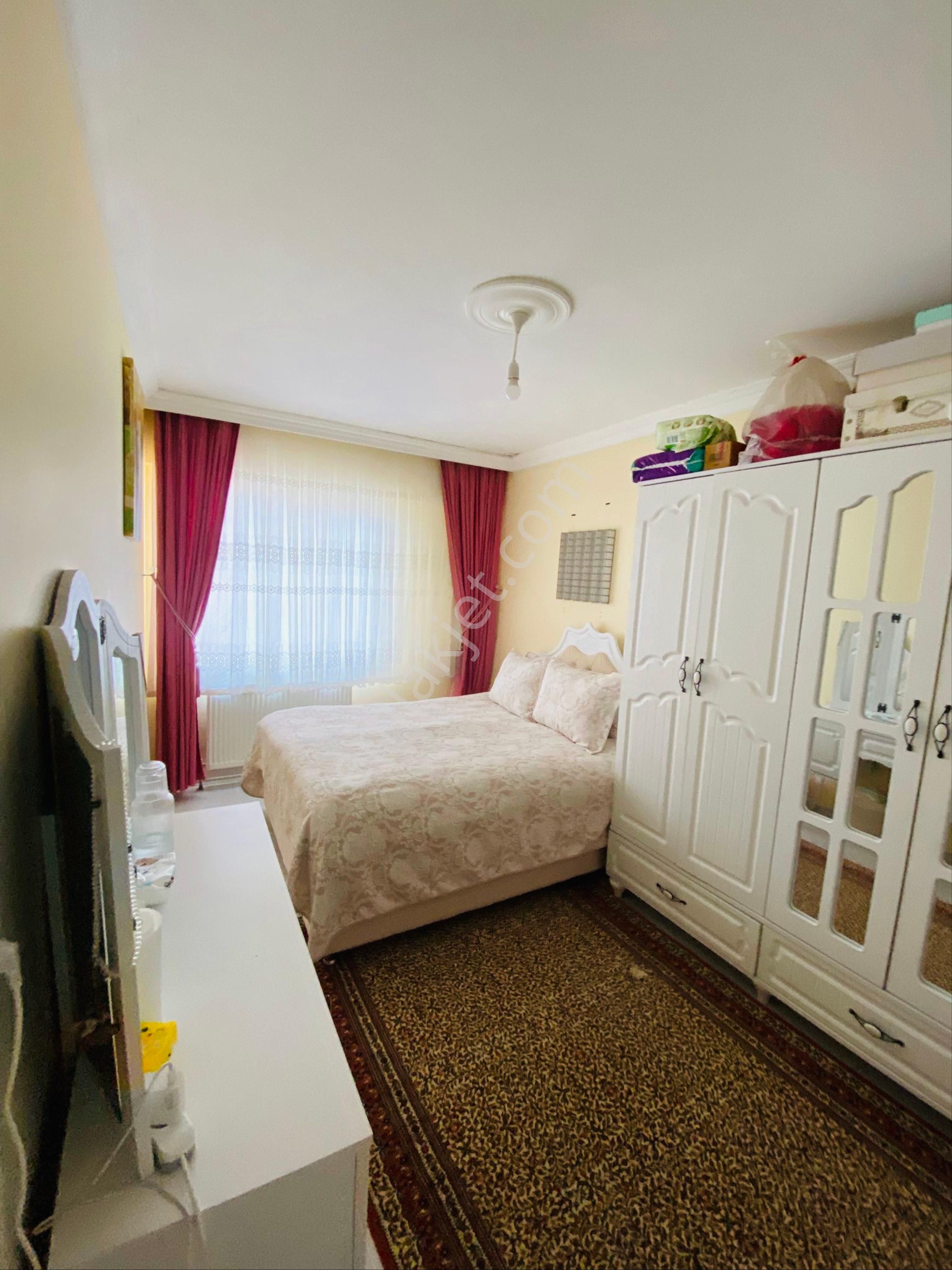 Muradiye Çarşıda 190m2 5+1 Satılık Fırsat Teras Dubleks Daire - Görsel 19