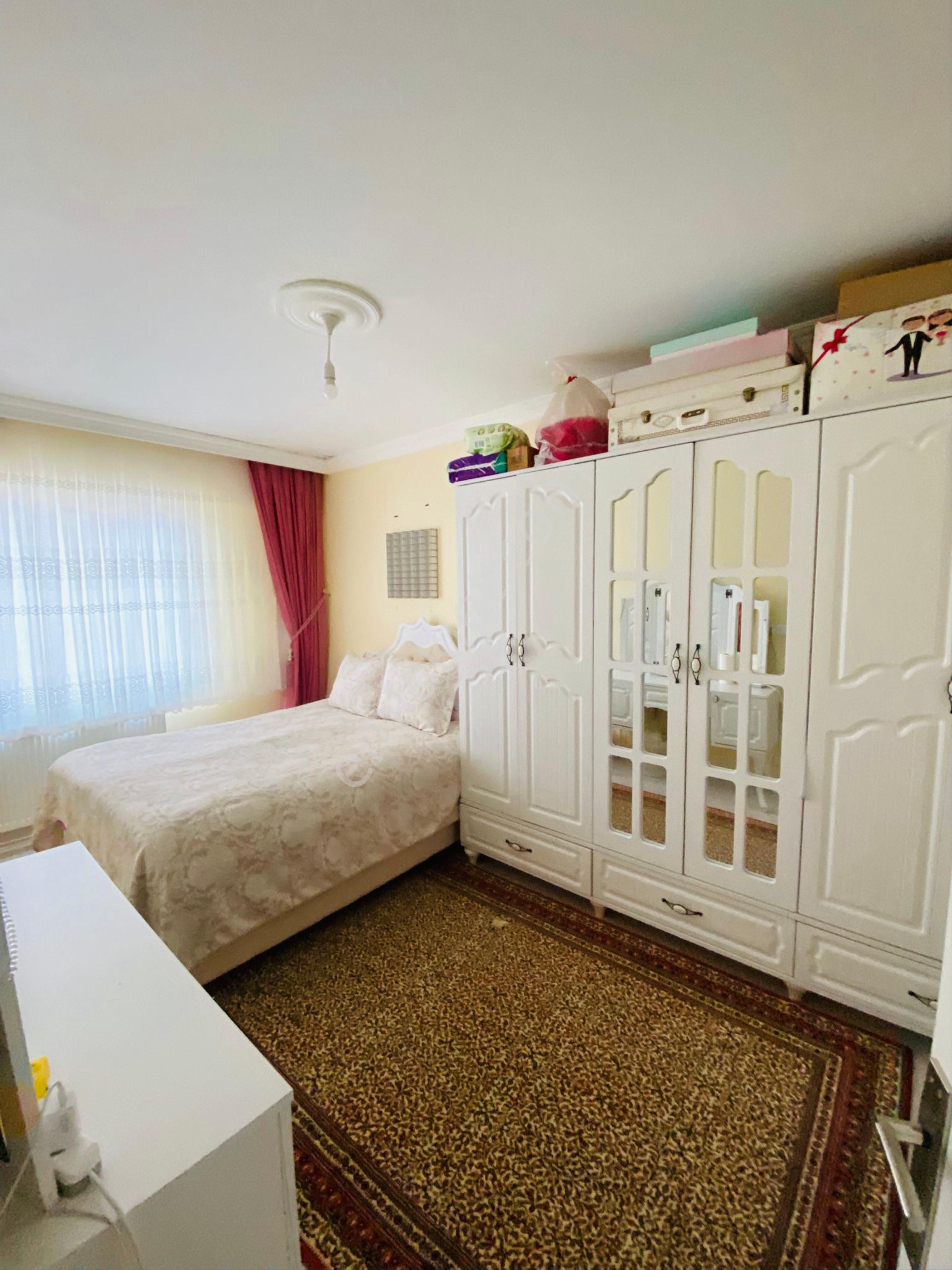 Muradiye Çarşıda 190m2 5+1 Satılık Fırsat Teras Dubleks Daire - Görsel 5