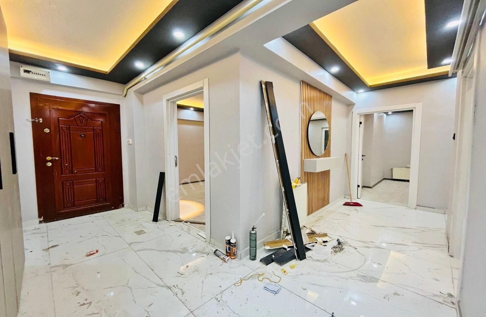 (1183) Keçiören Bademlikte Merkezi Konumda Orta Katta Full Yapılı Satılık 3+1 Daire - Görsel 18