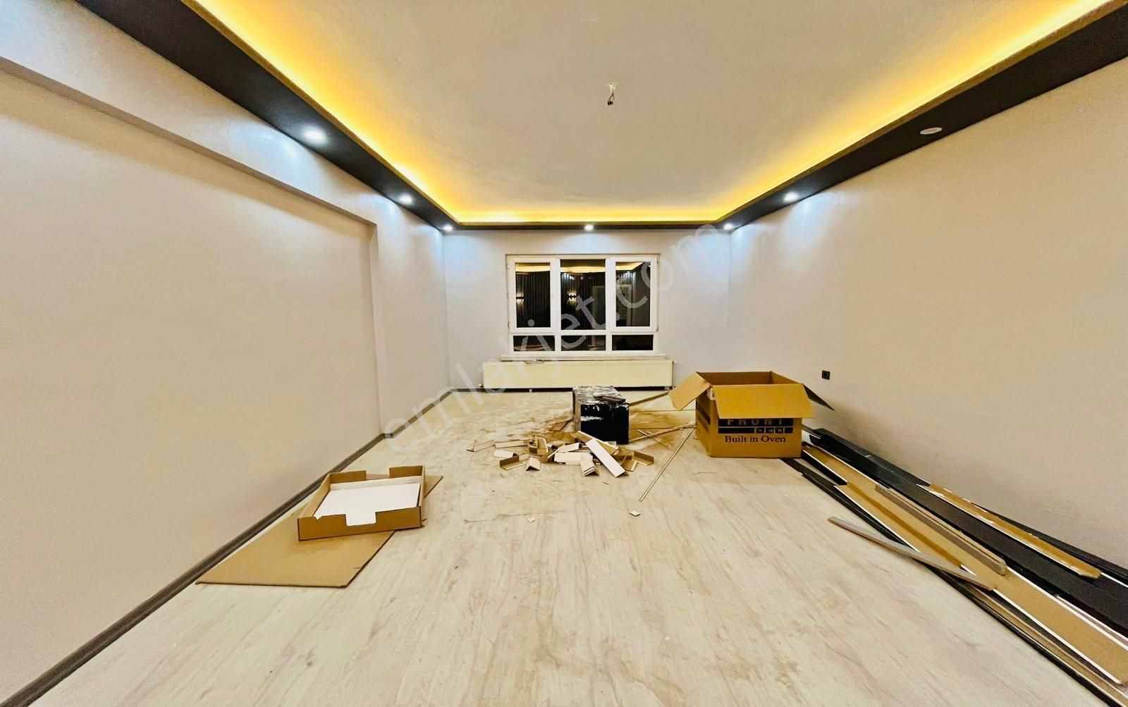 (1183) Keçiören Bademlikte Merkezi Konumda Orta Katta Full Yapılı Satılık 3+1 Daire - Görsel 6