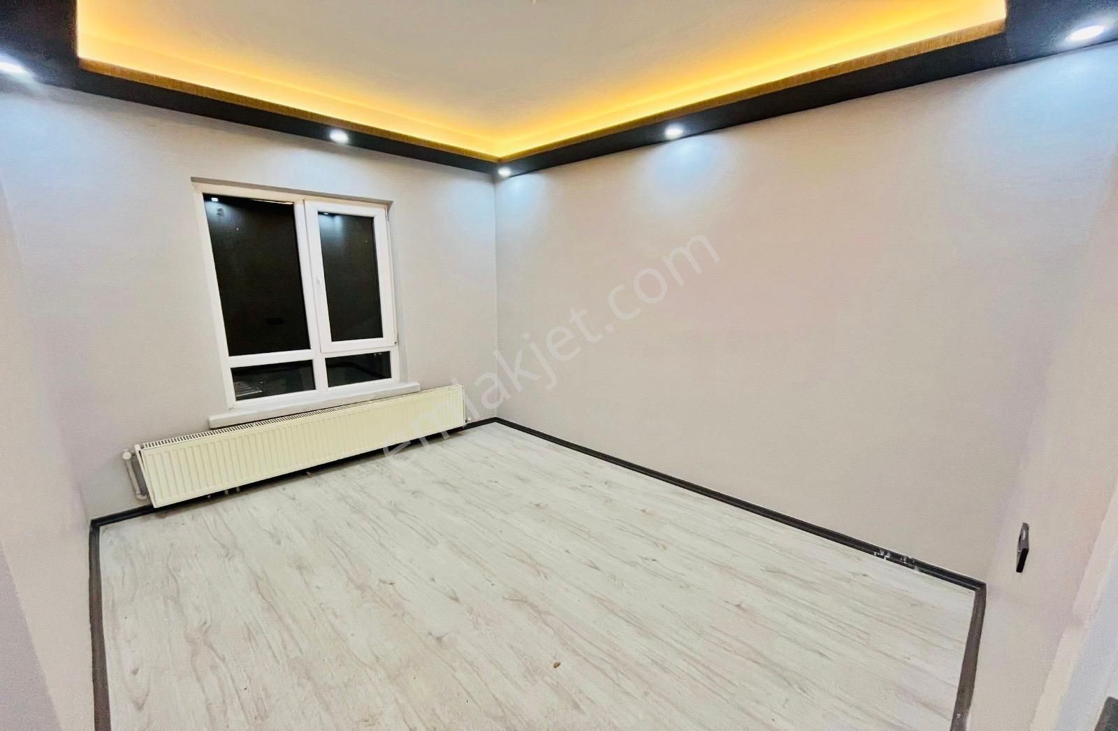 (1183) Keçiören Bademlikte Merkezi Konumda Orta Katta Full Yapılı Satılık 3+1 Daire - Görsel 11