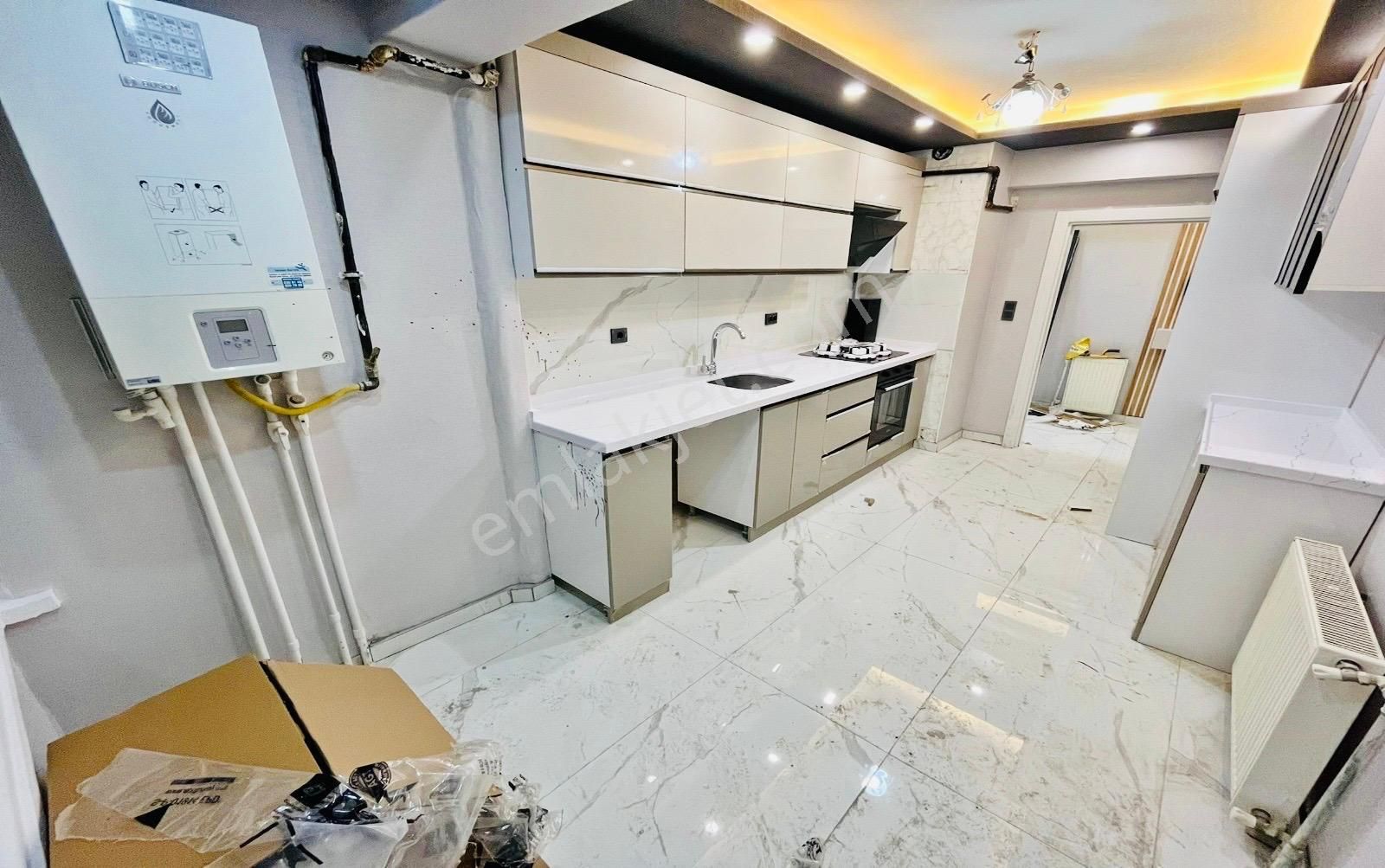 (1183) Keçiören Bademlikte Merkezi Konumda Orta Katta Full Yapılı Satılık 3+1 Daire - Görsel 15