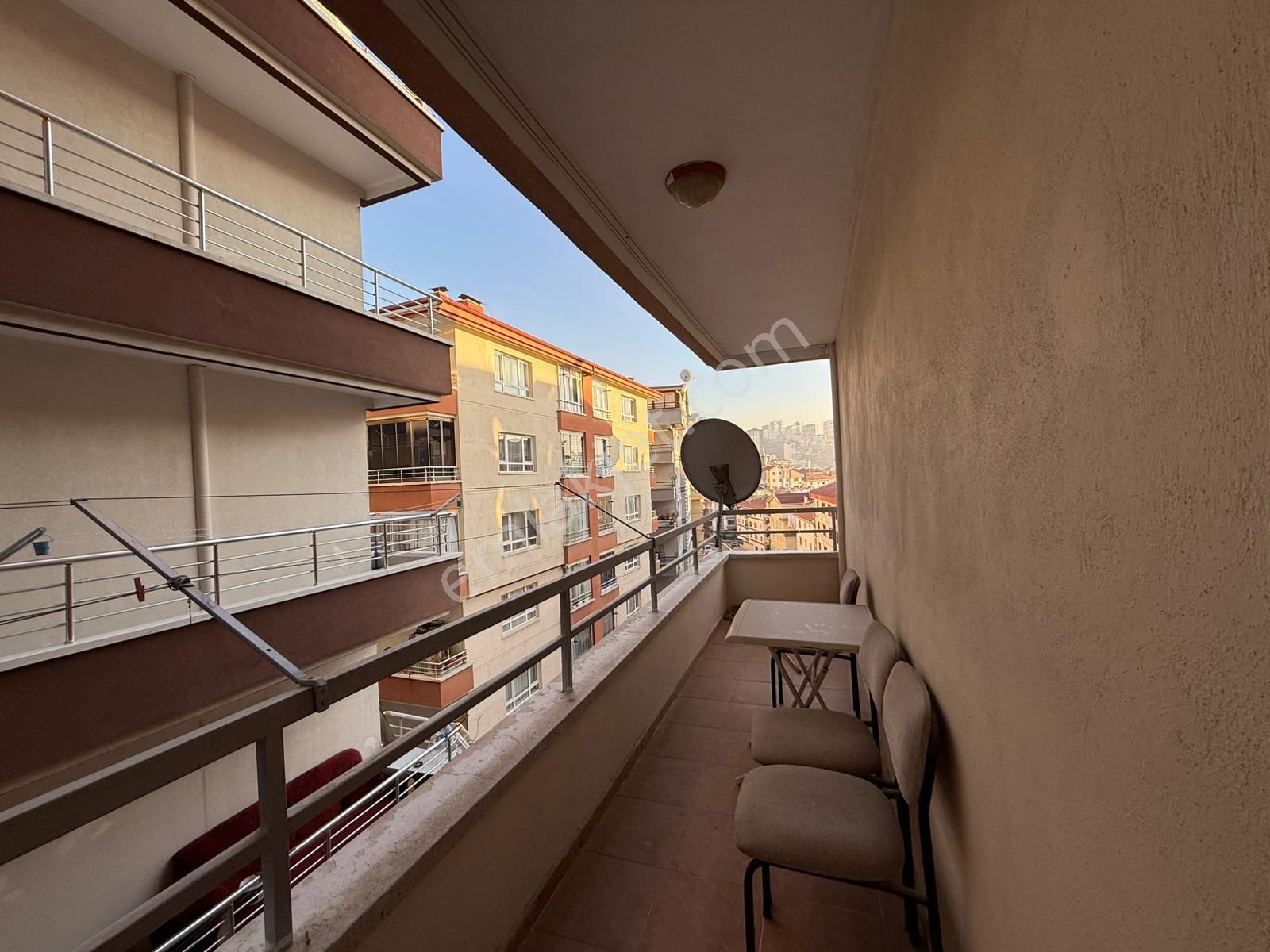 Bahçelerüstün'de Şehir Manzaralı Full Yapılı Ara Kat 3+1 Daire .. - Görsel 18