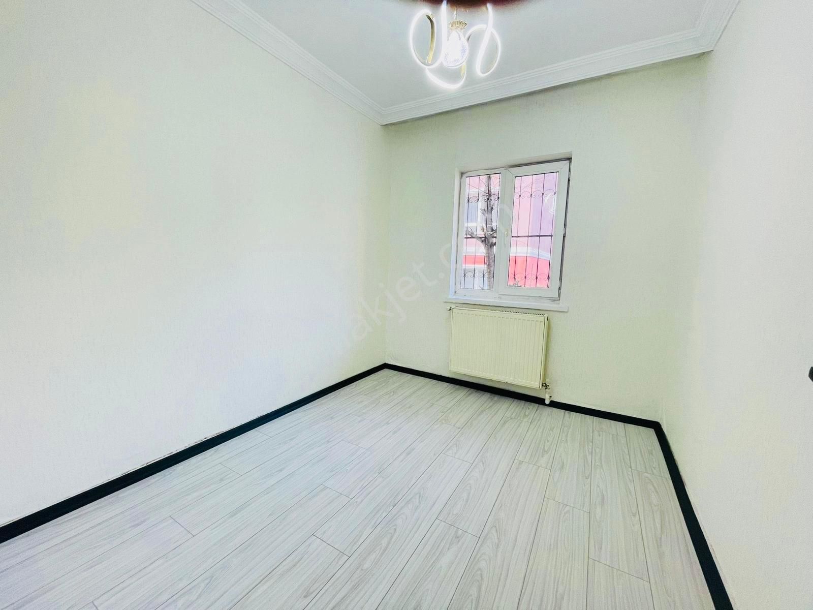 (1184) Keçiören Gülbaba Caddede Metroya Yakın 1.katta 3+1 Yapılı Satılık Daire - Görsel 4